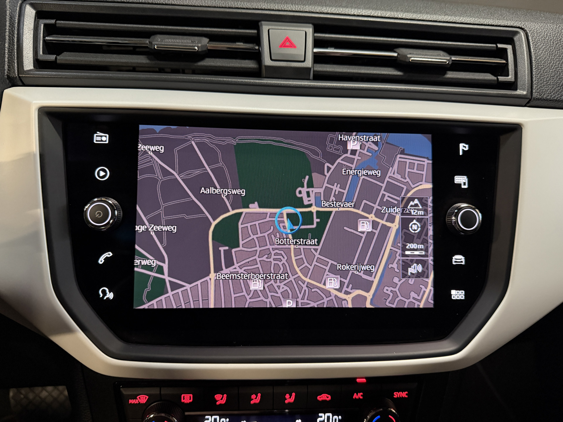 SEAT Arona 1.0 TSI Xcellence Business Intense | Camera | Sfeerverlichting | Stoelverwarming | Adaptive cruise | Carplay