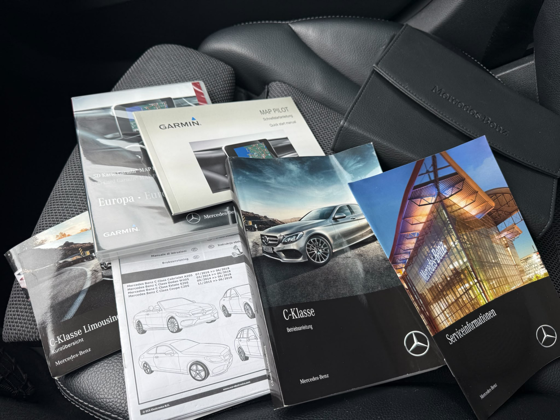 Mercedes-Benz C-klasse 200 Premium Plus | 1E EIGENAAR | 3/6/12MND GARANTIE| LED | CRUISE | SFEER | STOELVERWM. | NAVI |