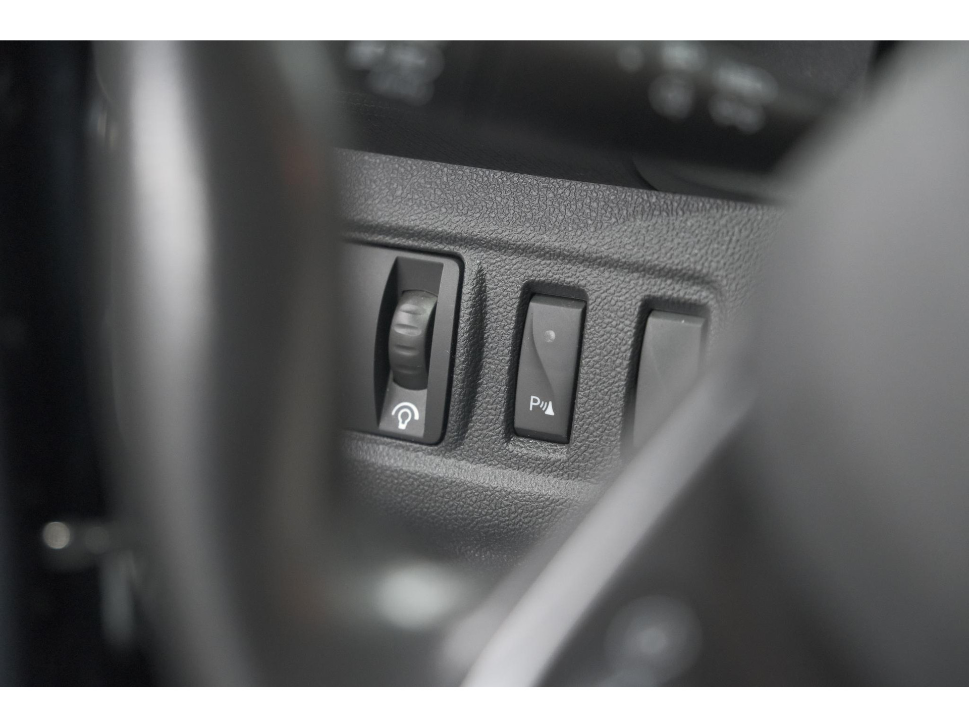 Renault Clio 1.2 Limited | Trekhaak | Navigatie | Parkeersensoren | Climate Control