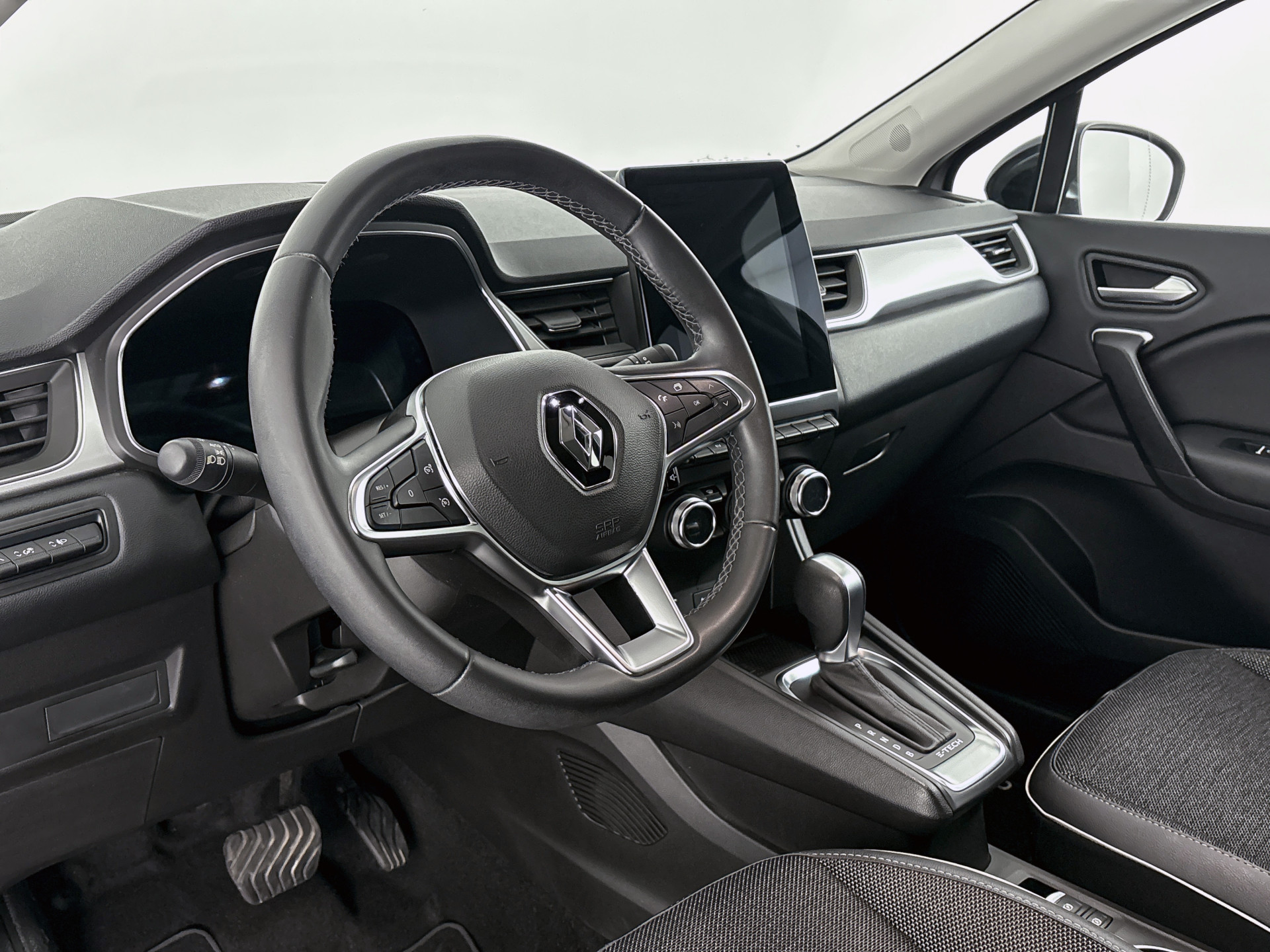 Renault Captur E-Tech full hybrid 145 Techno | CAMERA | NAVI GROOT