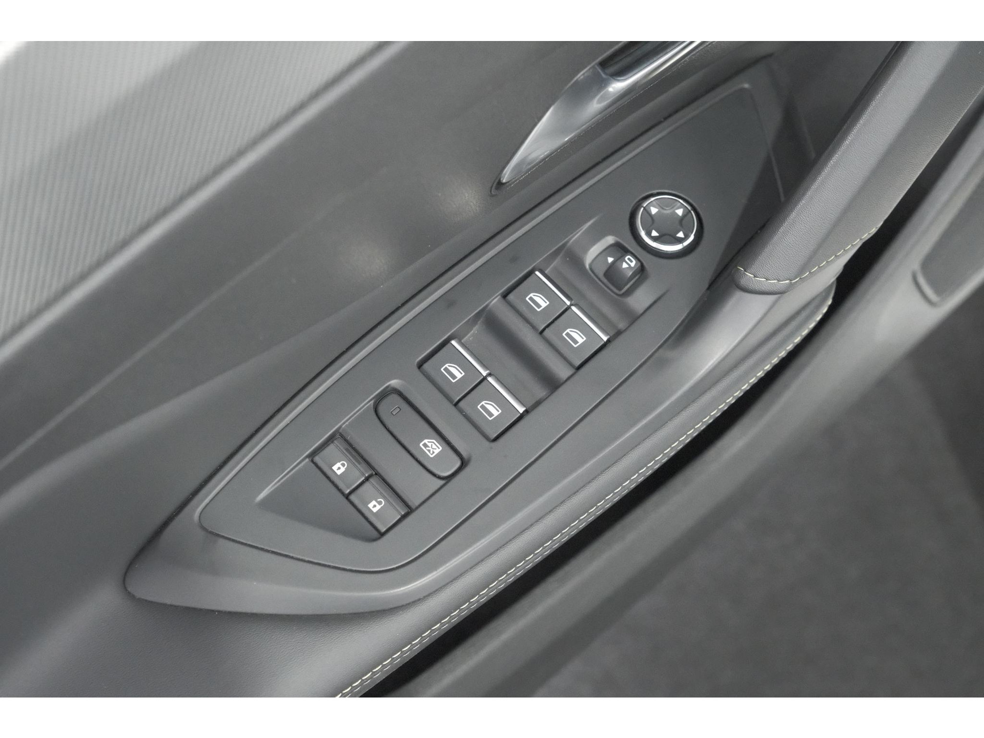 Peugeot 308 SW 1.6 HYbrid 180 GT Pack Business | Trekhaak | 360 Camera | Adaptieve Cruise Control | Elektronische Kofferklep