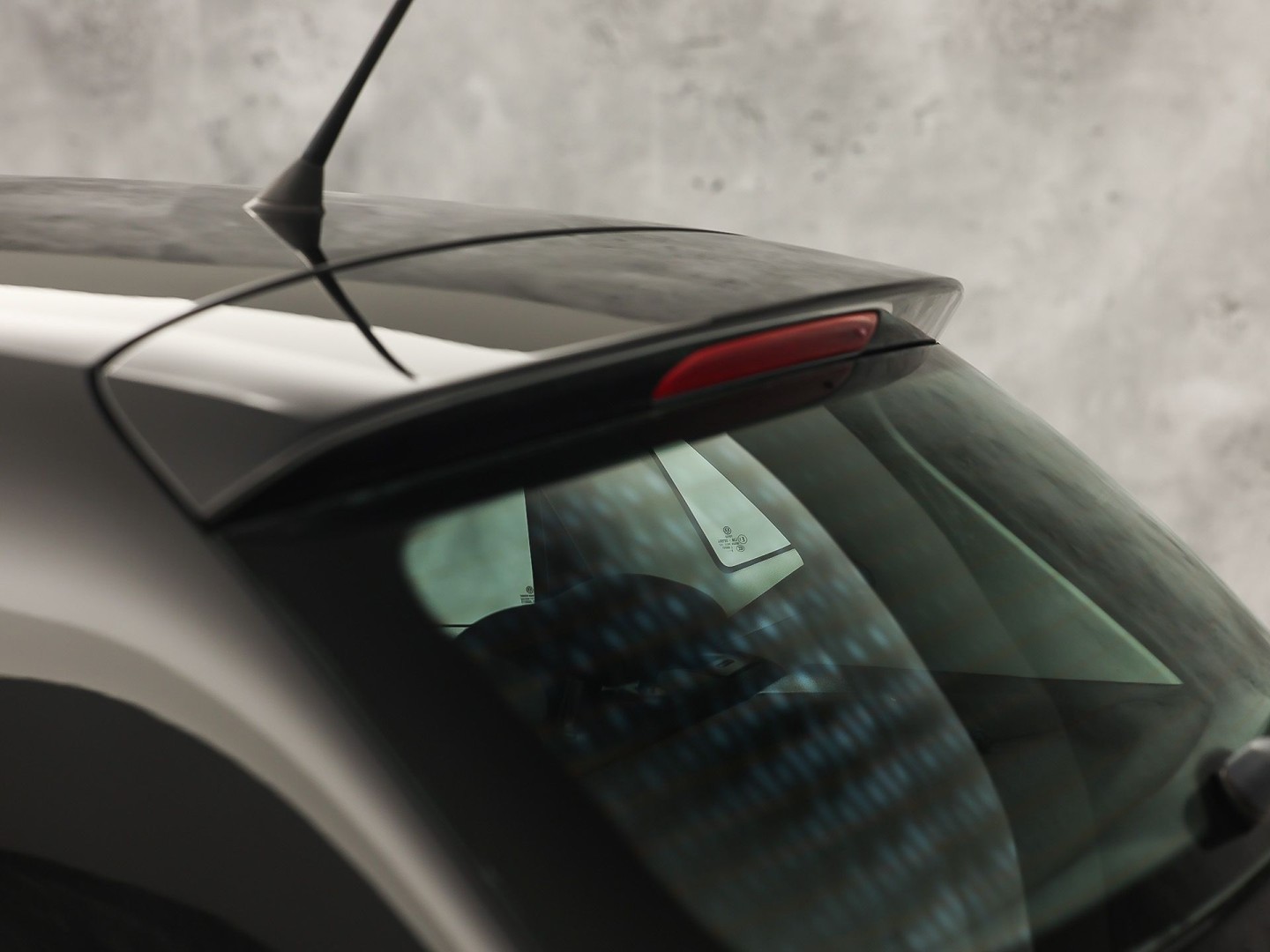 Volkswagen Polo 1.2 Feel (5 DEURS, AIRCO, ELEK RAMEN, SPORTSTOELEN, NIEUWE APK, NIEUWSTAAT)