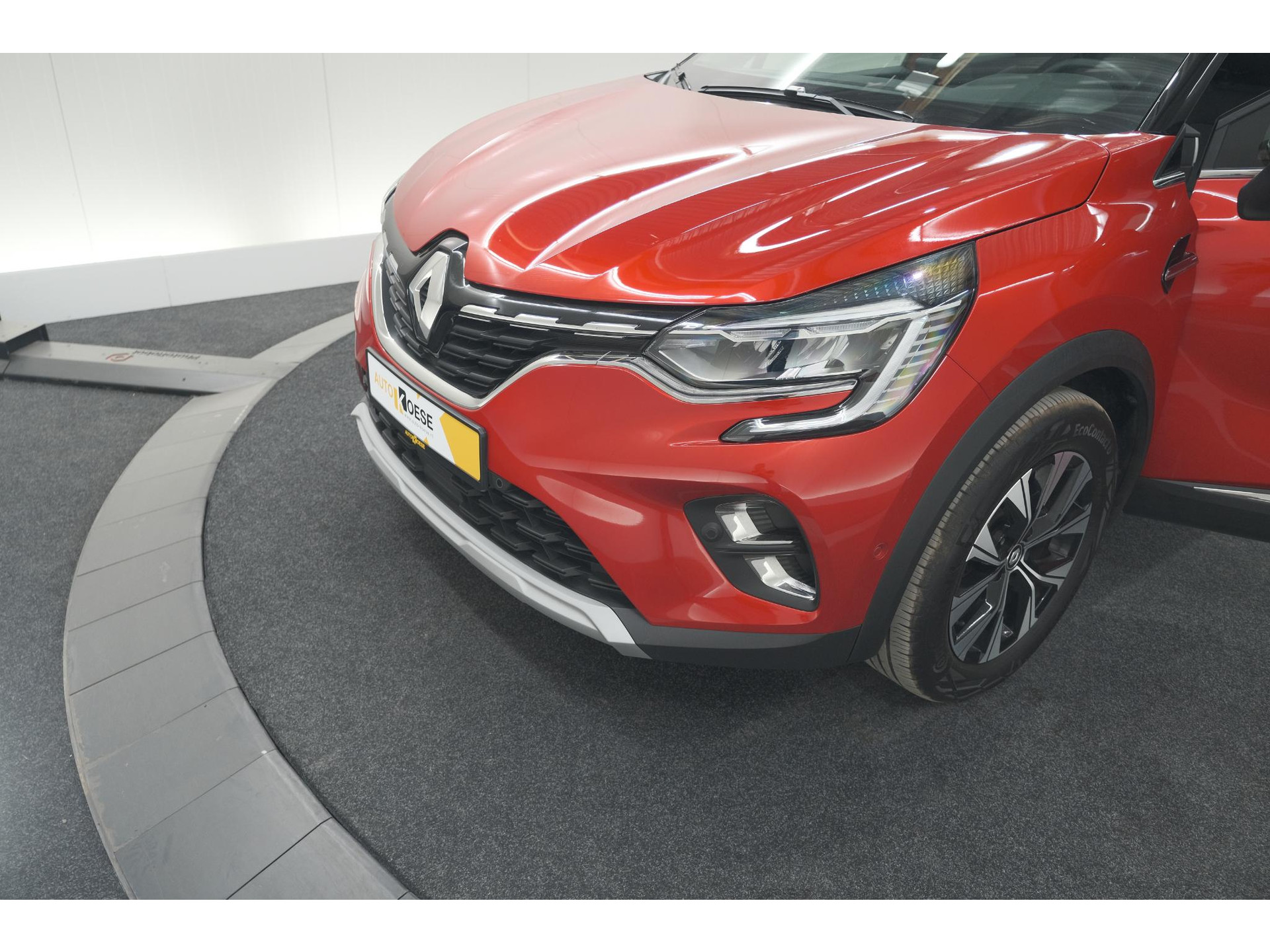 Renault Captur TCe 90 Techno | 360 Camera | 9.3 Inch Grootscherm | Apple Carplay | Navigatie