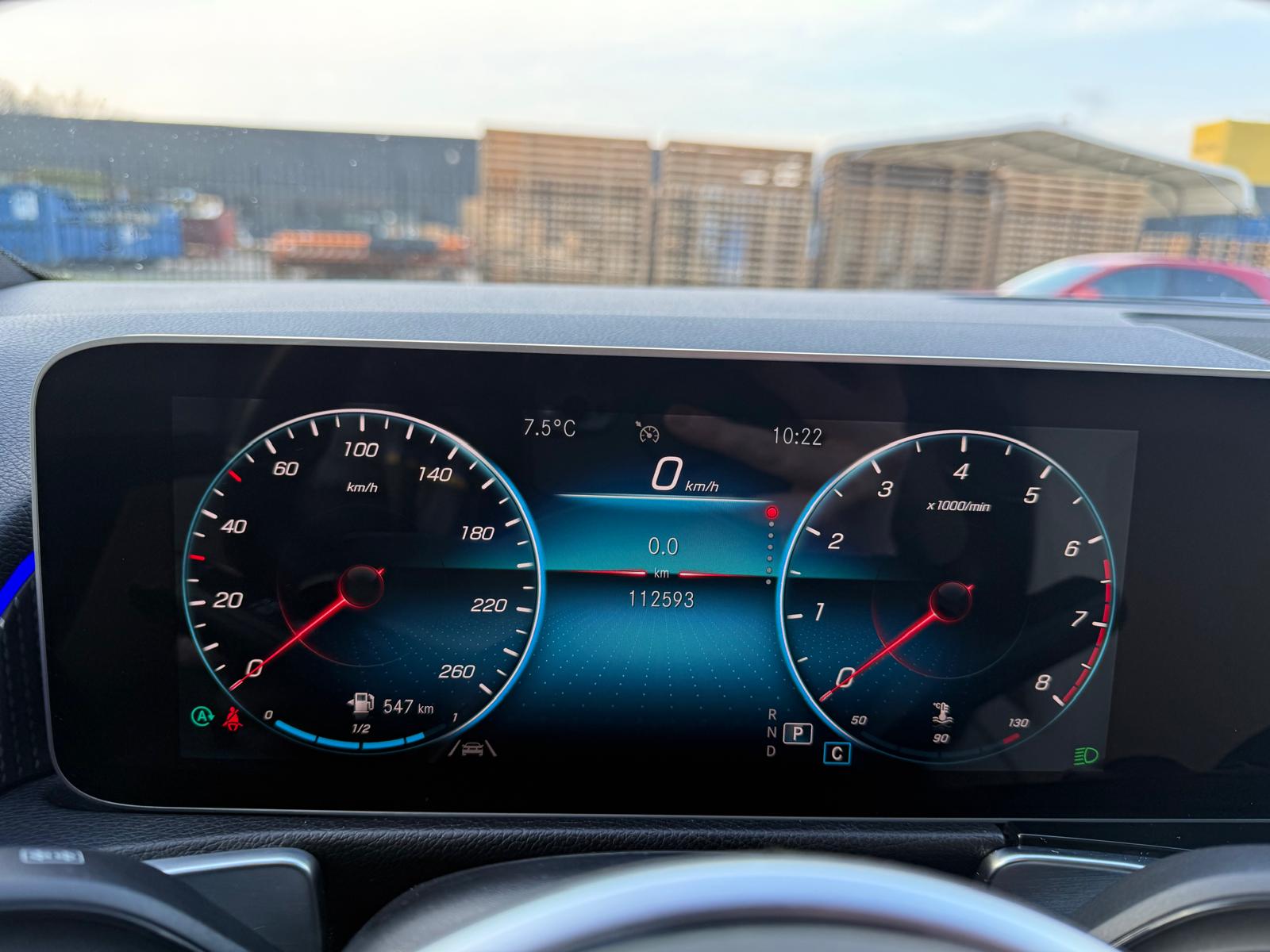 Mercedes-Benz GLB 250 4MATIC Advantage | 1E EIGENAAR | 3/6/12MND GARANTIE | 225 PK | AUTOMAAT | LED | MEMORY | CARPLAY | PANODAK | CRUISE |