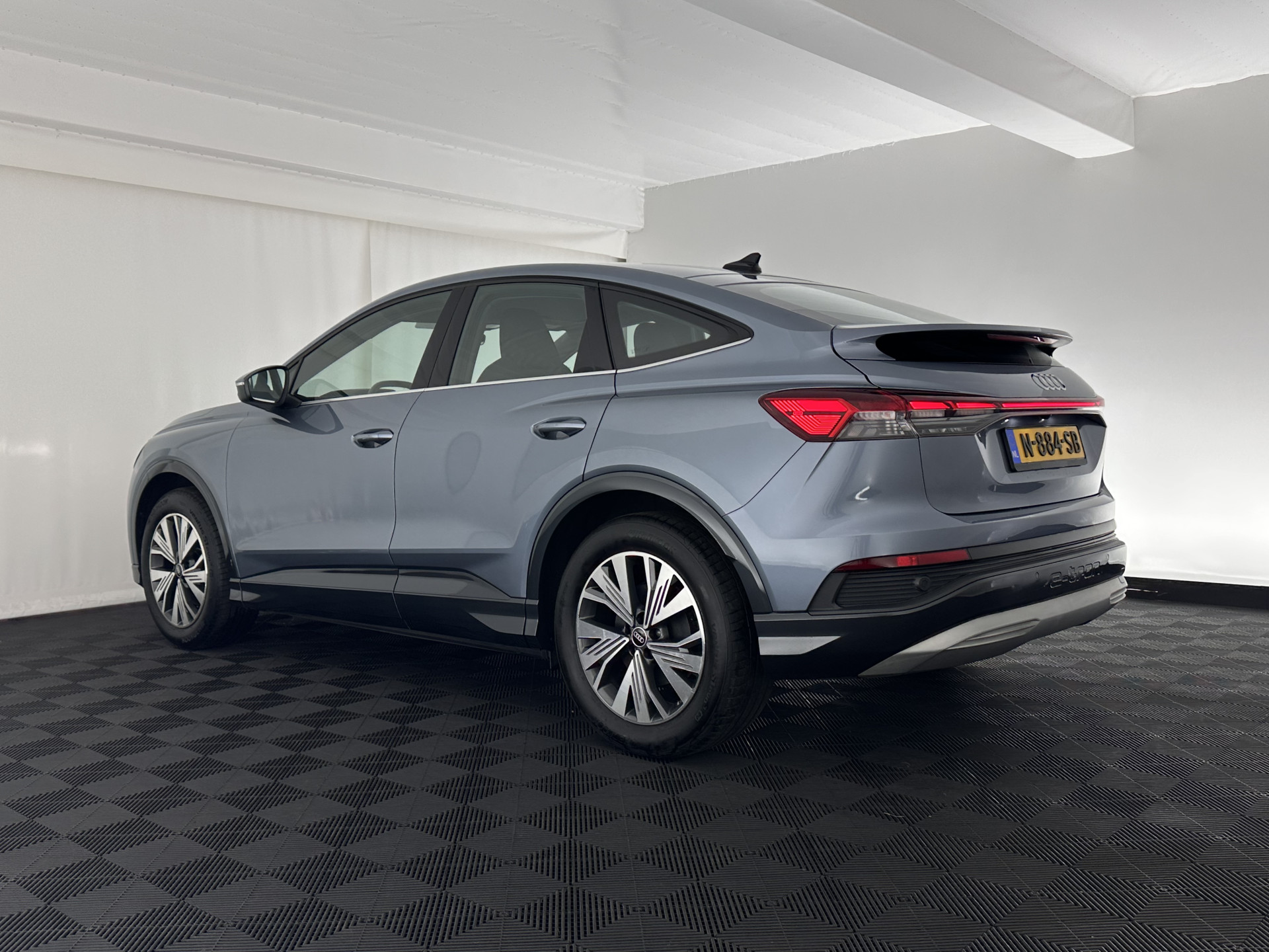 Audi Q4 Sportback e-tron 35 Advanced Edition 55 kWh {SOH-88%} (INCL-BTW) Aut.*NAVI-FULLMAP | MATRIX-LED | KEYLESS | CAMERA | AUDI-SOUND |  DIGI-COCKPIT | DAB | AMBIENTLIGHT | HEATED-SPORTSEATS | PRIVACYGLASS | CRUISE | 19''ALU*