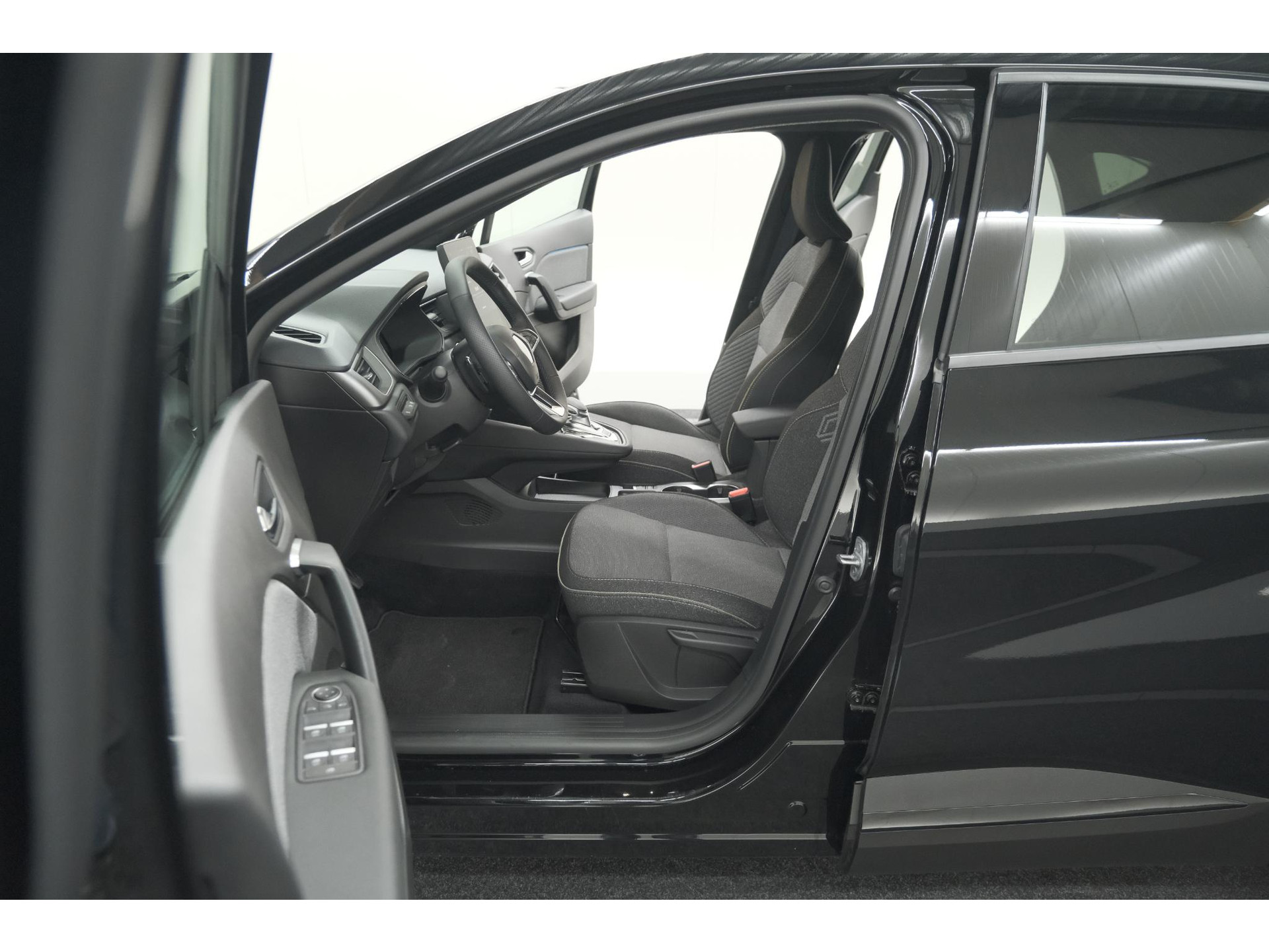 Renault Captur Mild Hybrid 160 EDC Techno | Pack Winter | Camera | Adaptieve Cruise Control | Apple Carplay