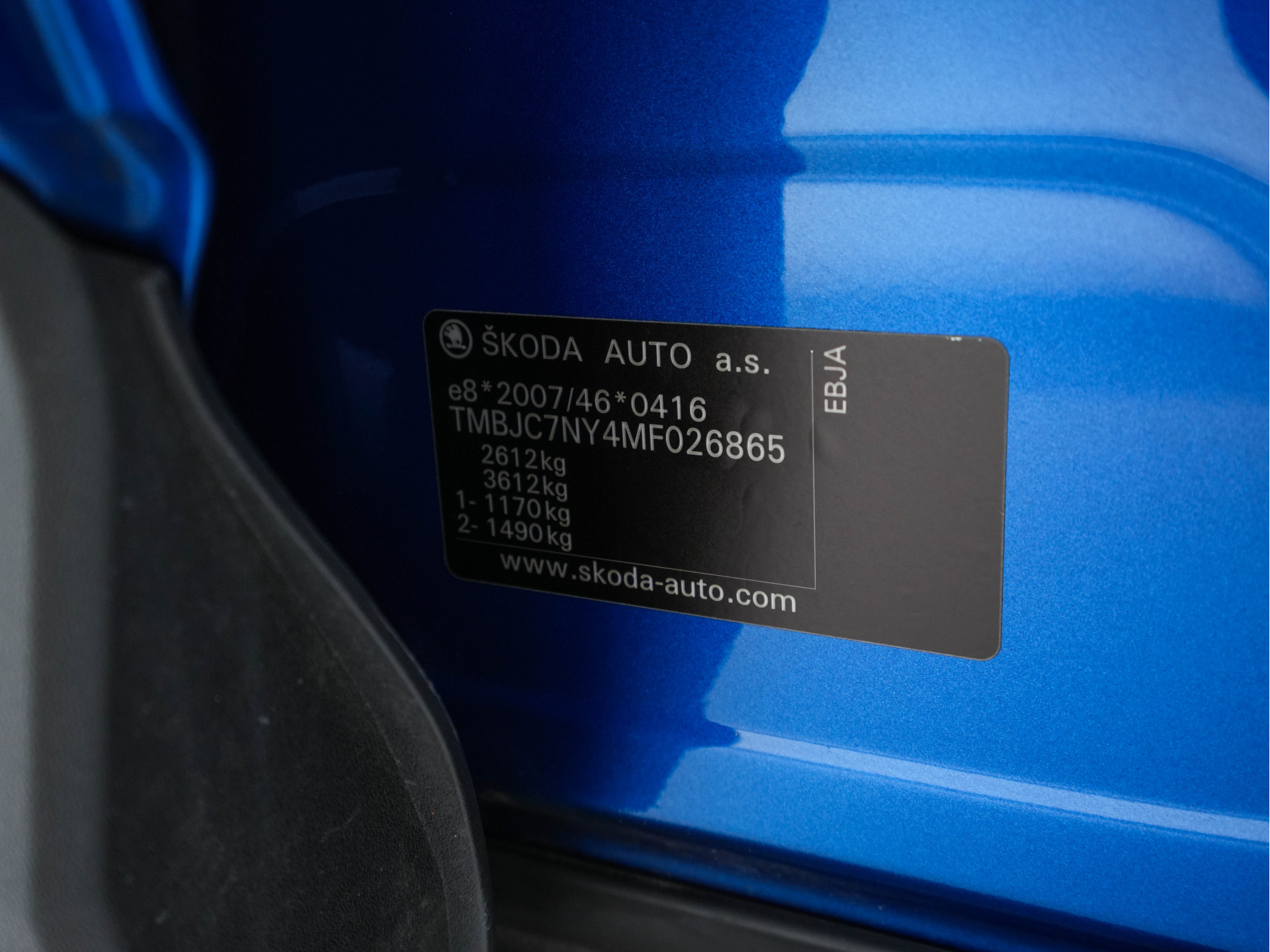 ŠKODA Enyaq iV 80 [ 3-Fase ] {SOH-88% } (INCL-BTW) *LEATHER-FABRIC | FULL-LED | DIGI-COCKPIT | CAMERA | KEYLESS | NAVI-FULLMAP | AMBIENT-LIGHT | ECC | HEATED-COMFORTSEATS | DAB+ | PDC | CRUISE | CARPLAY | TOWBAR | 19"ALU*