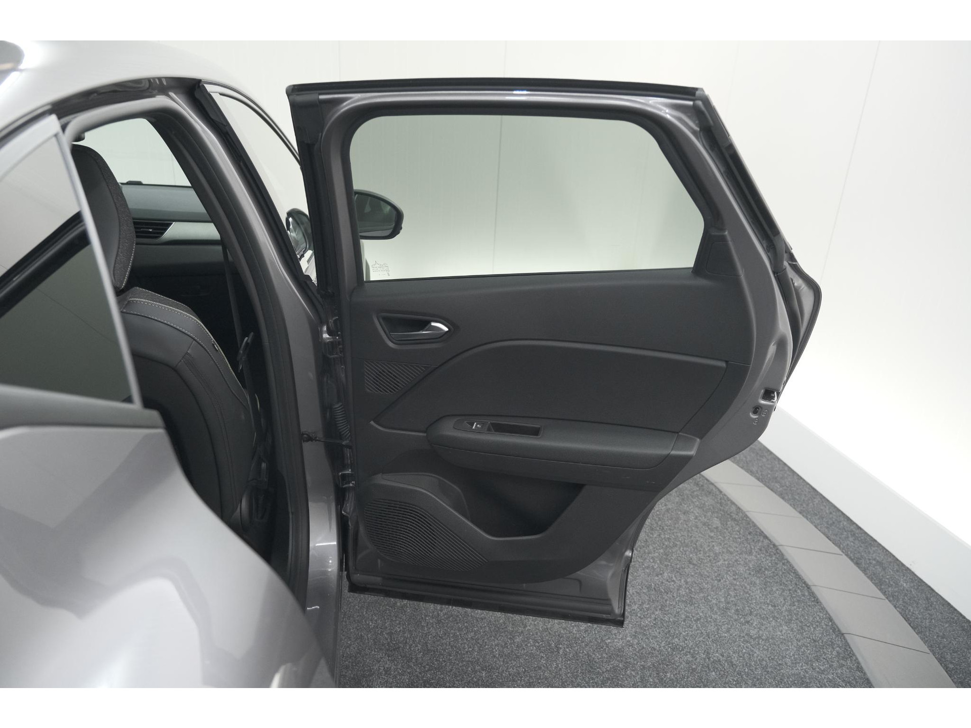 Renault Captur Mild Hybrid 160 Techno | Pack Winter | Camera | Adaptieve Cruise Control | Apple Carplay