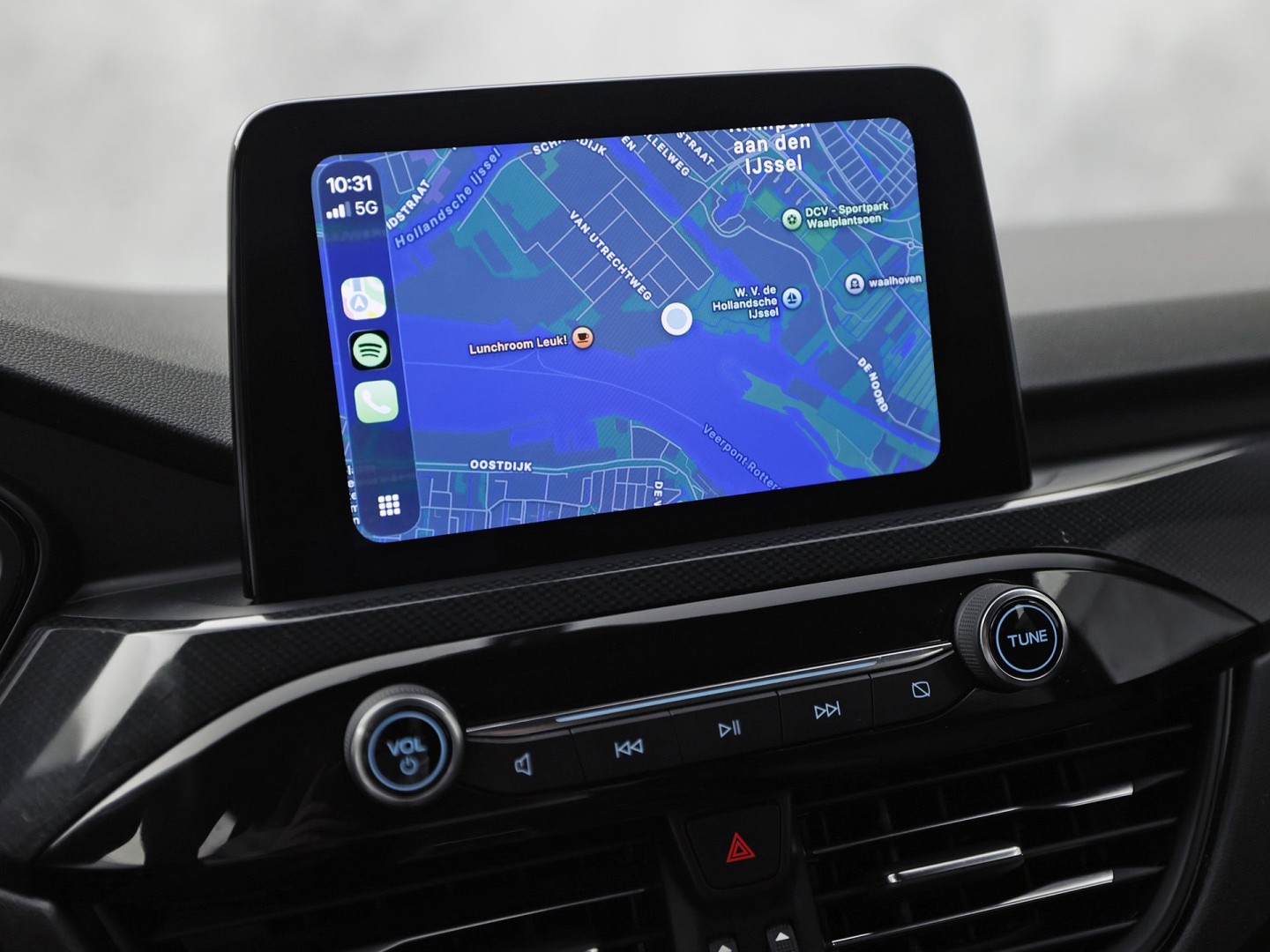 Ford Kuga 2.5 PHEV ST-Line X 225Pk Automaat (VIRTUAL COCKPIT, BANG&OLUFSEN, APPLE CARPLAY, ELEK SPORTSTOELEN, LEDER/ALCANTARA, CAMERA, ELEK ACHTERKLEP, KEYLESS, NIEUWSTAAT)