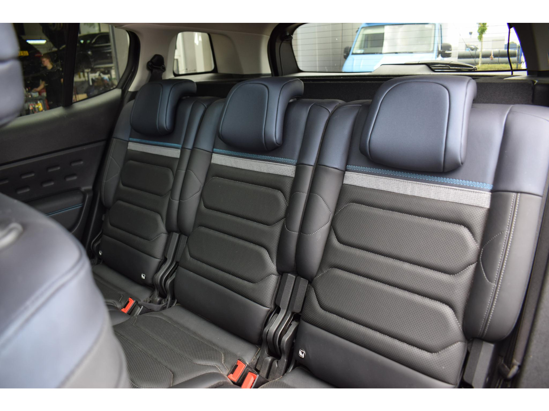 Citroen C5 Aircross 1.6 Plug-in Hybrid 225pk Plus | Trekhaak | Pano | Leer | Memory | Apple CarPlay