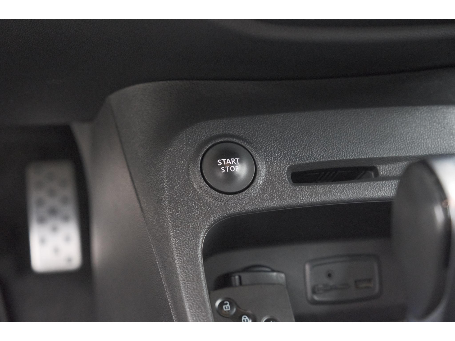 Renault Captur TCe 150 EDC S-Version | Trekhaak| Camera | Dodehoekdetectie | Navigatie