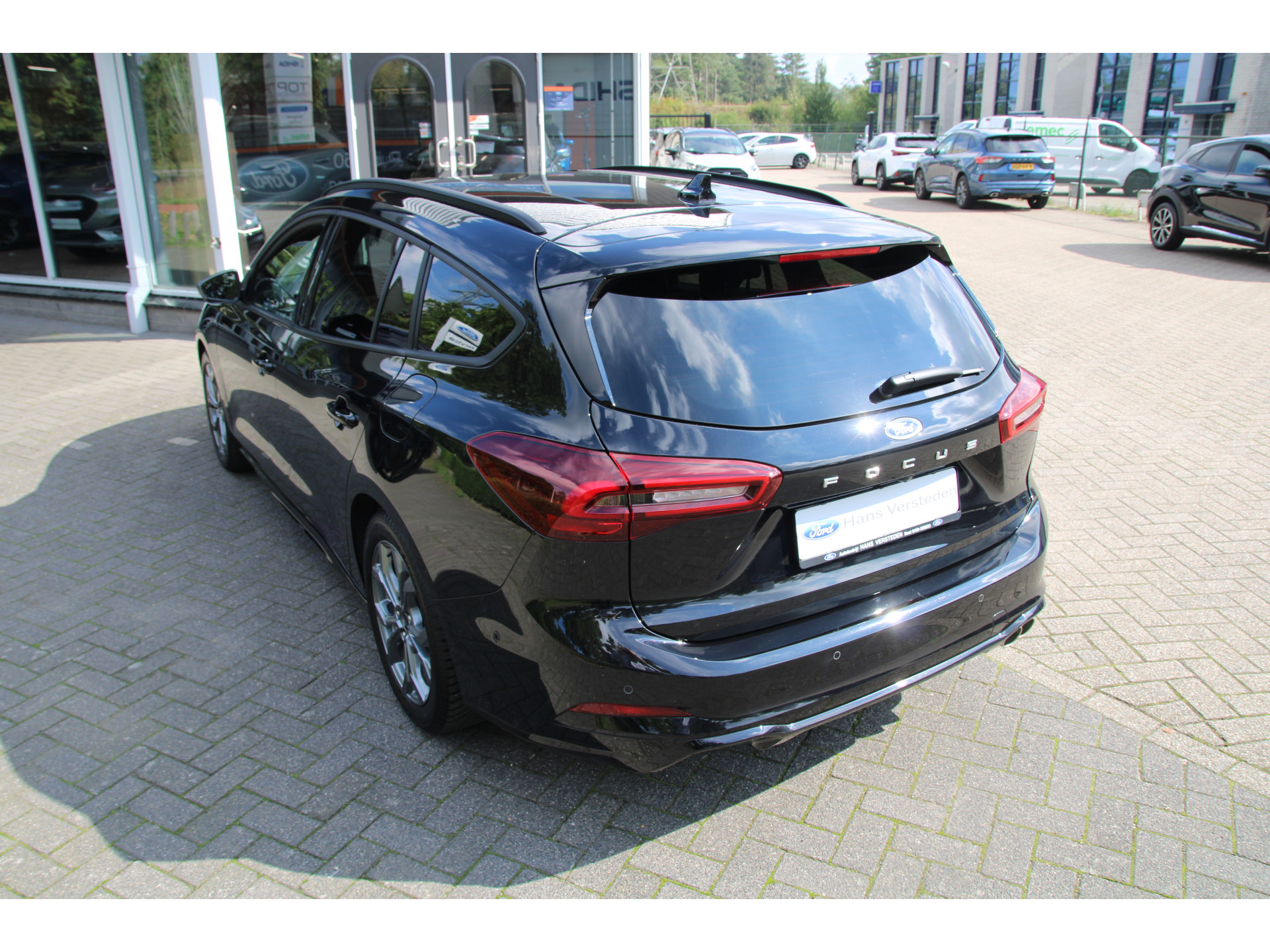 Ford Focus Wagon 1.0 EcoBoost 155 PK AUT. Hybrid ST Line X TREKHAAK AFNEEMBAAR | WINTER-PACK | HEAD-UP