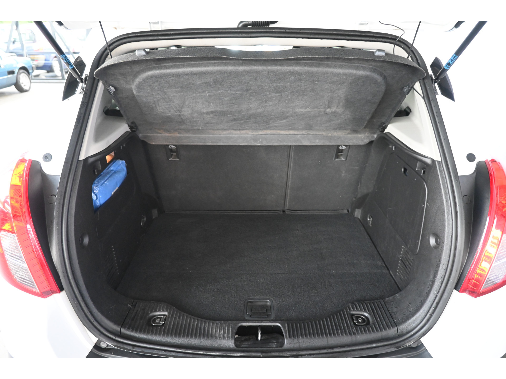 Opel Mokka 1.6 Selection Airco Cruise Control Trekhaak Goed Onderhouden! Inruil Mogelijk!