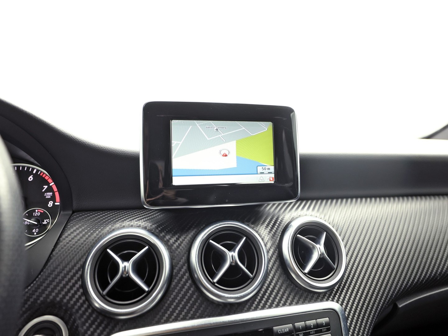 Mercedes-Benz A-Klasse 180 AMG Prestige Sport (NAVIGATIE, SPORTSTOELEN, MEMORY SEAT, STOELVERWARMING, LM VELGEN, GETINT GLAS, NIEUWE APK)