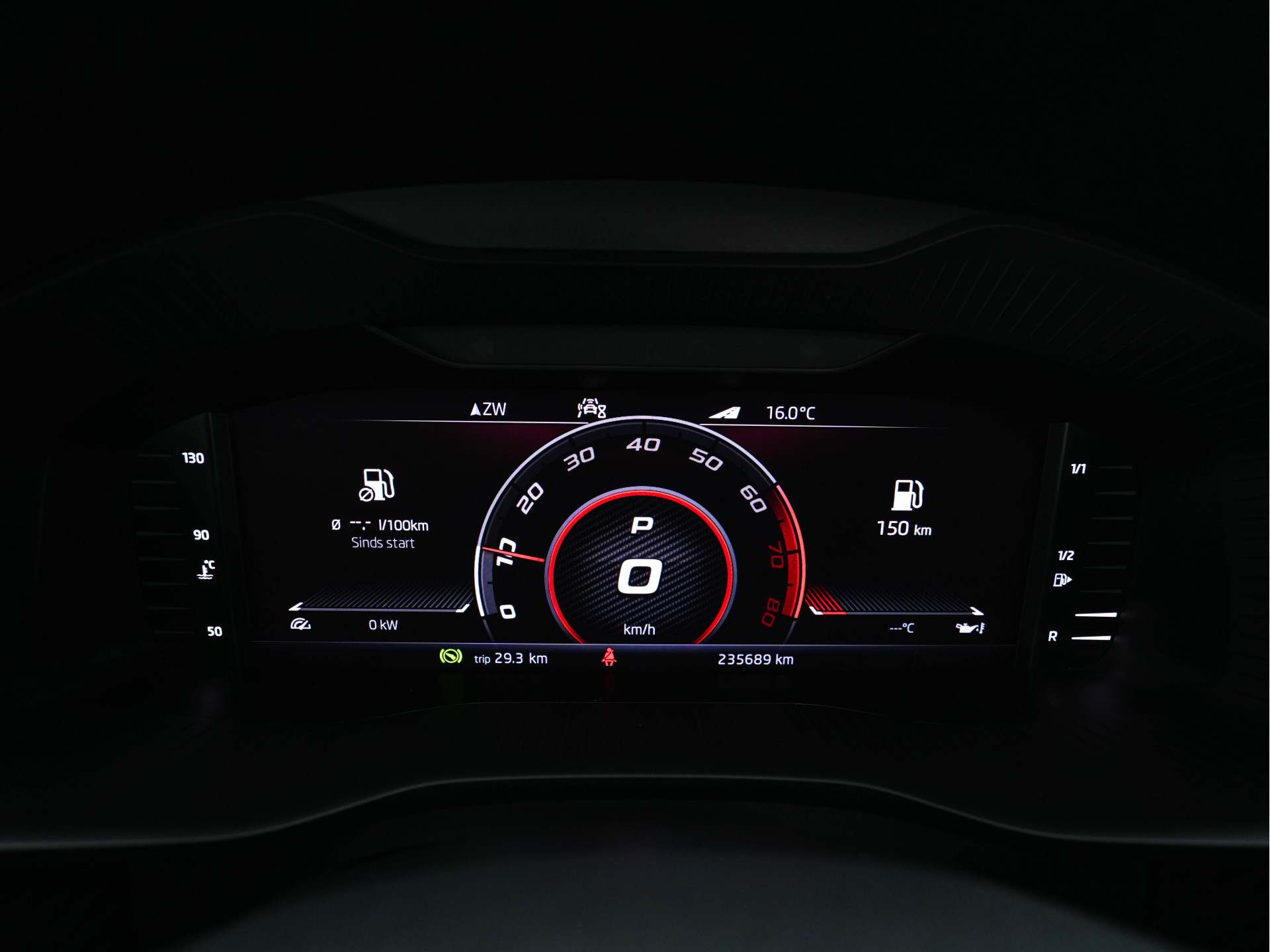 ŠKODA Kodiaq 1.5 TSI Sportline Business (INCL-BTW) Aut. *PANO | LEATHER-MICROFIBRE | FULL-LED | MEMORY-PACK | DIGI-COCKPIT | NAVI-FULLMAP | CAMERA | DAB+ | AMBIENT-LIGHT | KEYLESS | DAB+ | CARPLAY | PRIVACY-GLASS | 20"ALU*