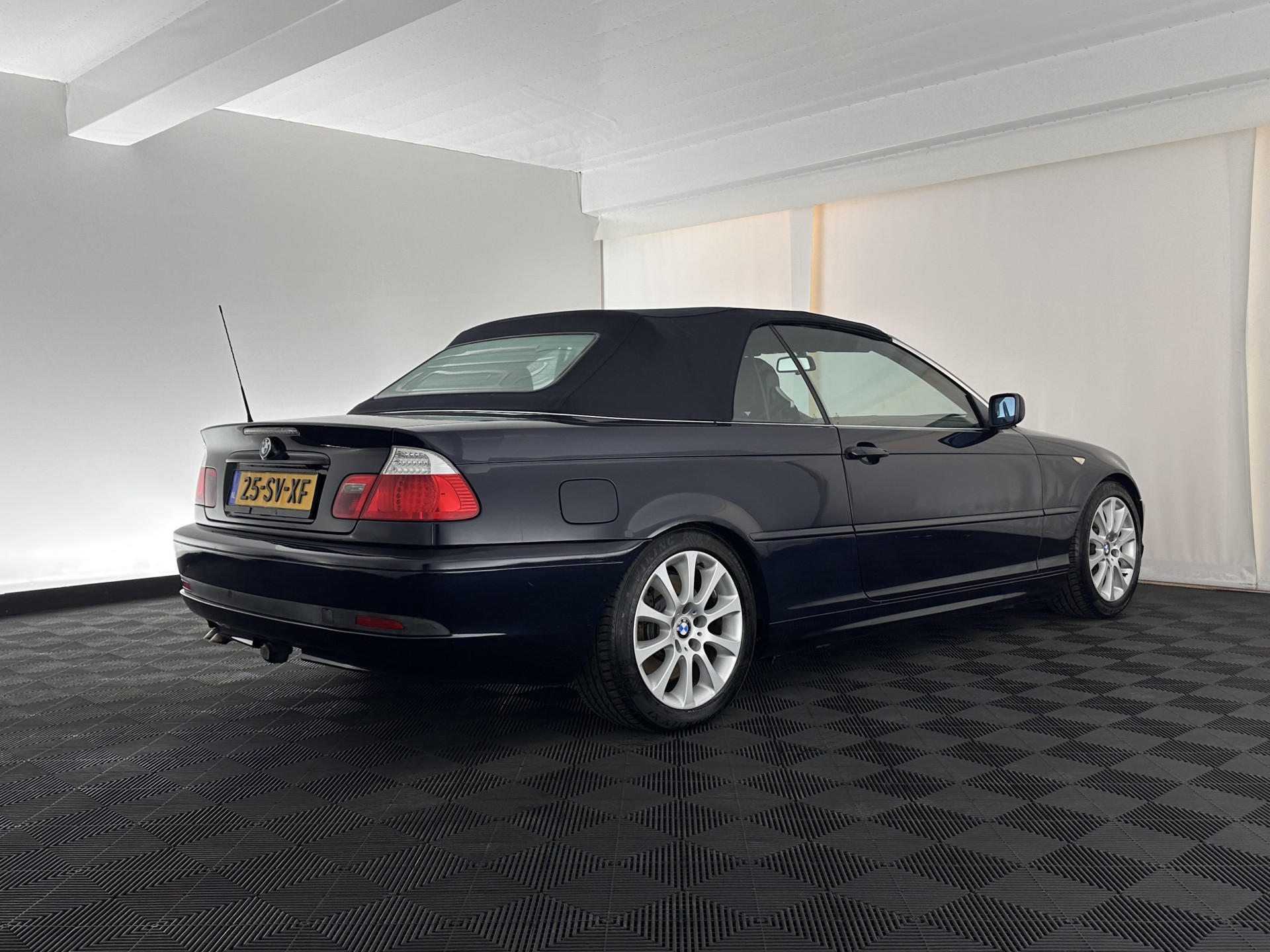BMW 3-serie Cabrio 330Cd #car smokes excessively*LEATHER | XENON | MEMORY-PACK | SPORT-SEATS | ECC | CRUISE | 17''ALU | TOWBAR*