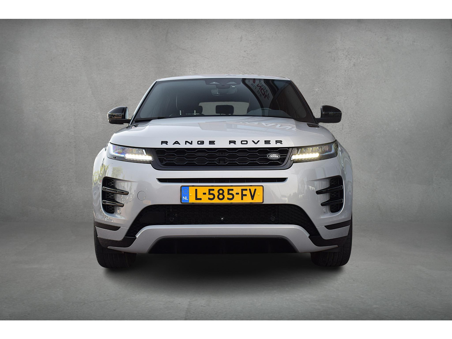 Land Rover Range Rover Evoque 1.5 P300e AWD SE | R-Dynamic | Trekhaak | Leer | Camera