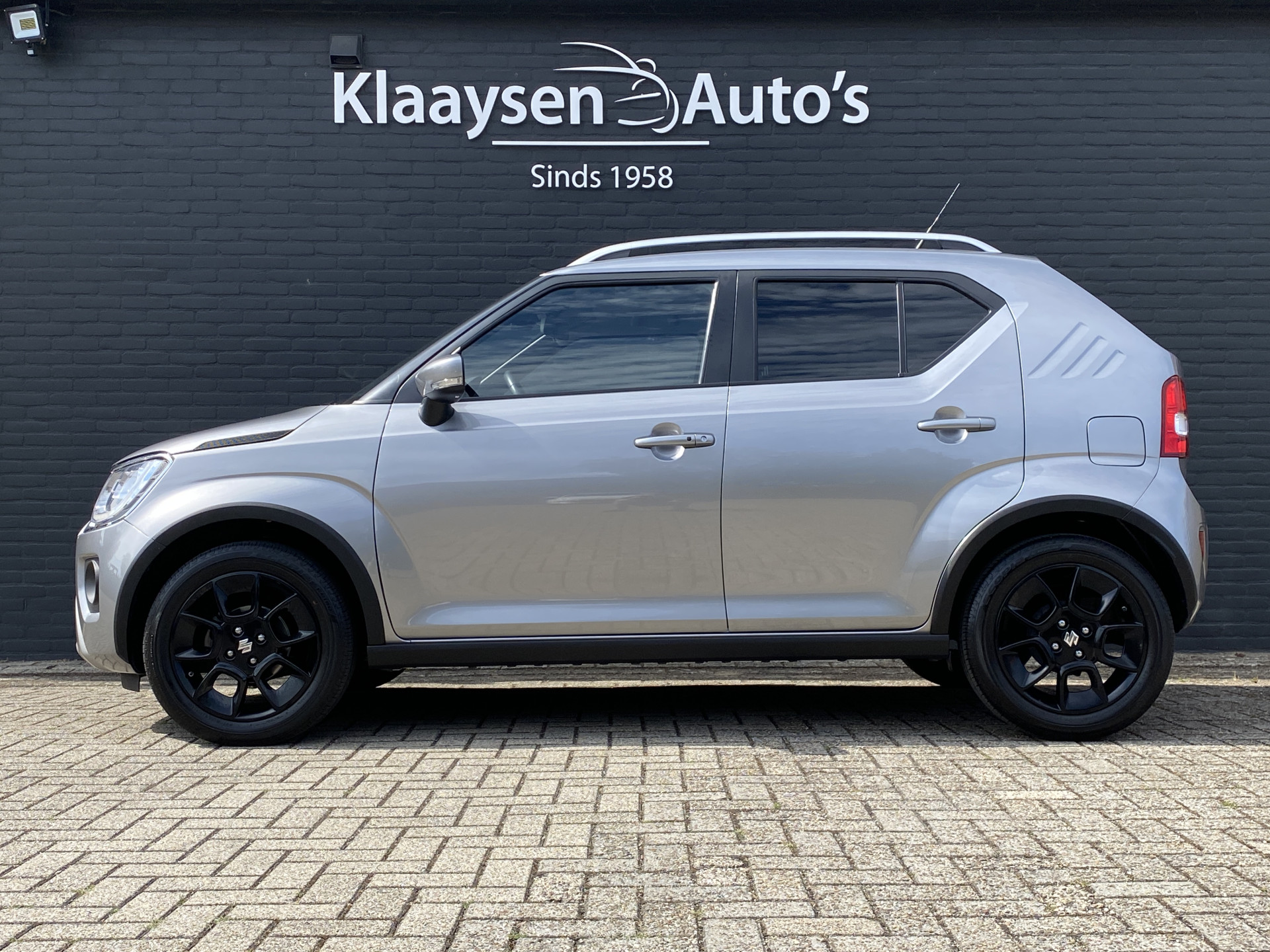 Suzuki Ignis 1.2 Smart Hybrid Style AUT. | 1e eigenaar | navigatie | trekhaak | cruise control | climate | stoelverwarming