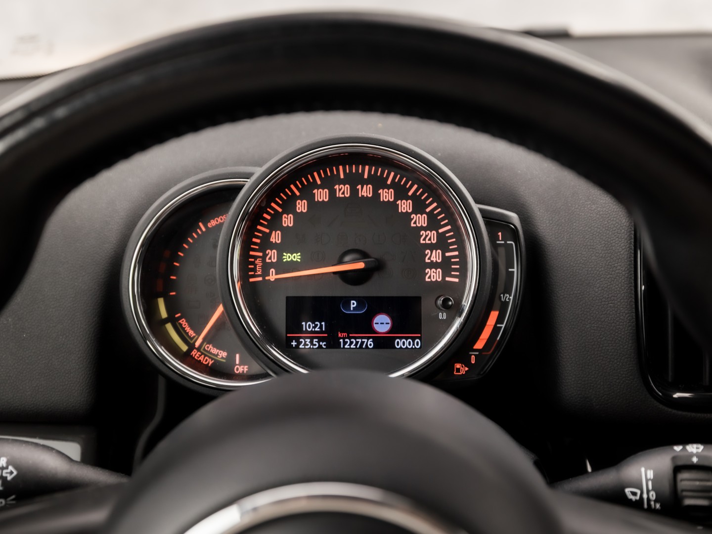 MINI Countryman 1.5 Cooper SE ALL4 Chili 225Pk Automaat (APPLE CARPLAY, GROOT NAVI, LEDER, STOELVERWARMING, SPORTSTOELEN, GETINT GLAS, ADAPTIVE CRUISE, NIEUWSTAAT)