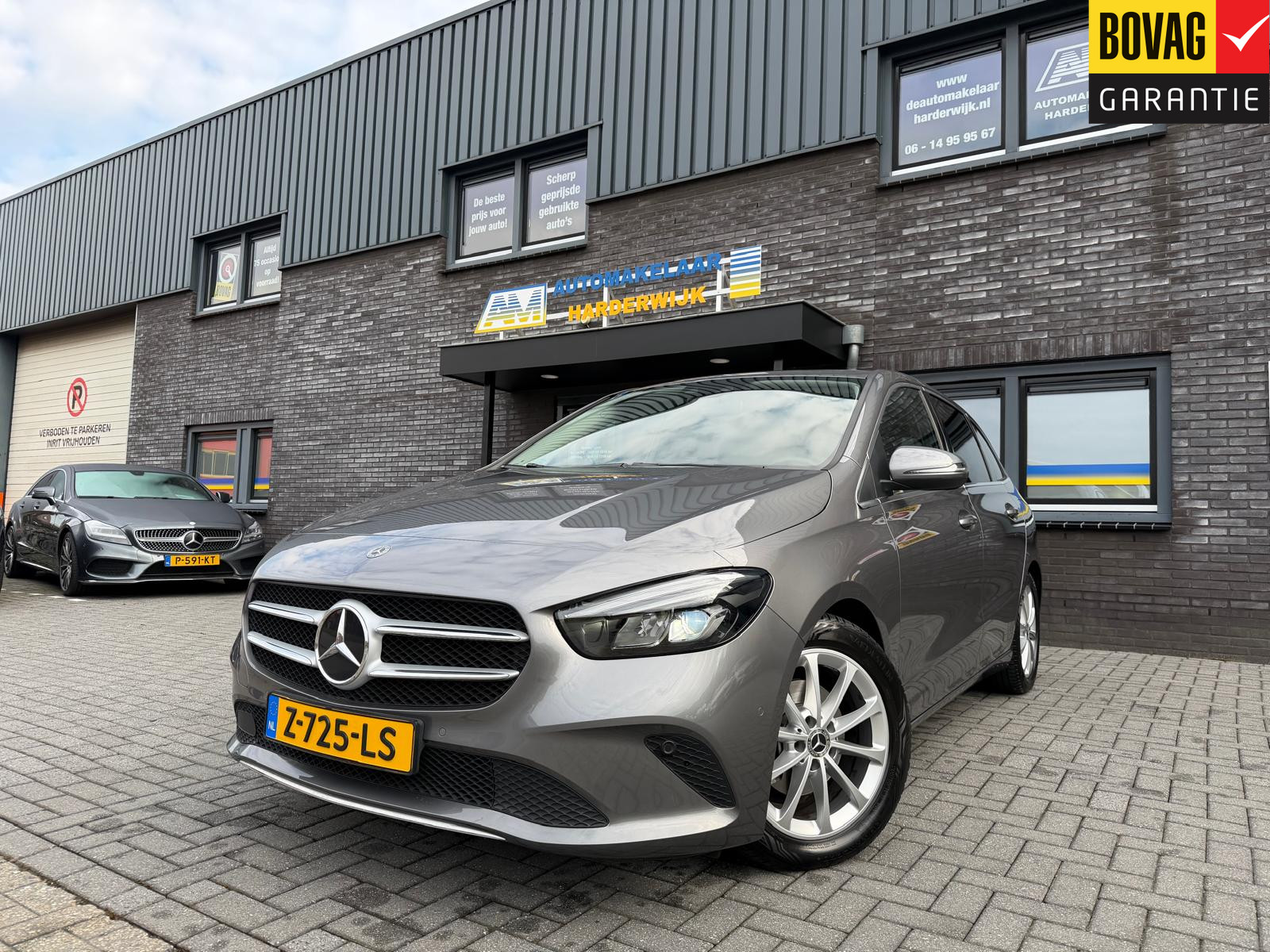 Mercedes-Benz B-klasse 180 Business Solution AMG | 1E EIGENAAR | 3/6/12MND GARANTIE | LEDER | LED | AUTOMAAT | DAB | CARPLAY | CRUISE | CLIMA | STOELVERWM. |