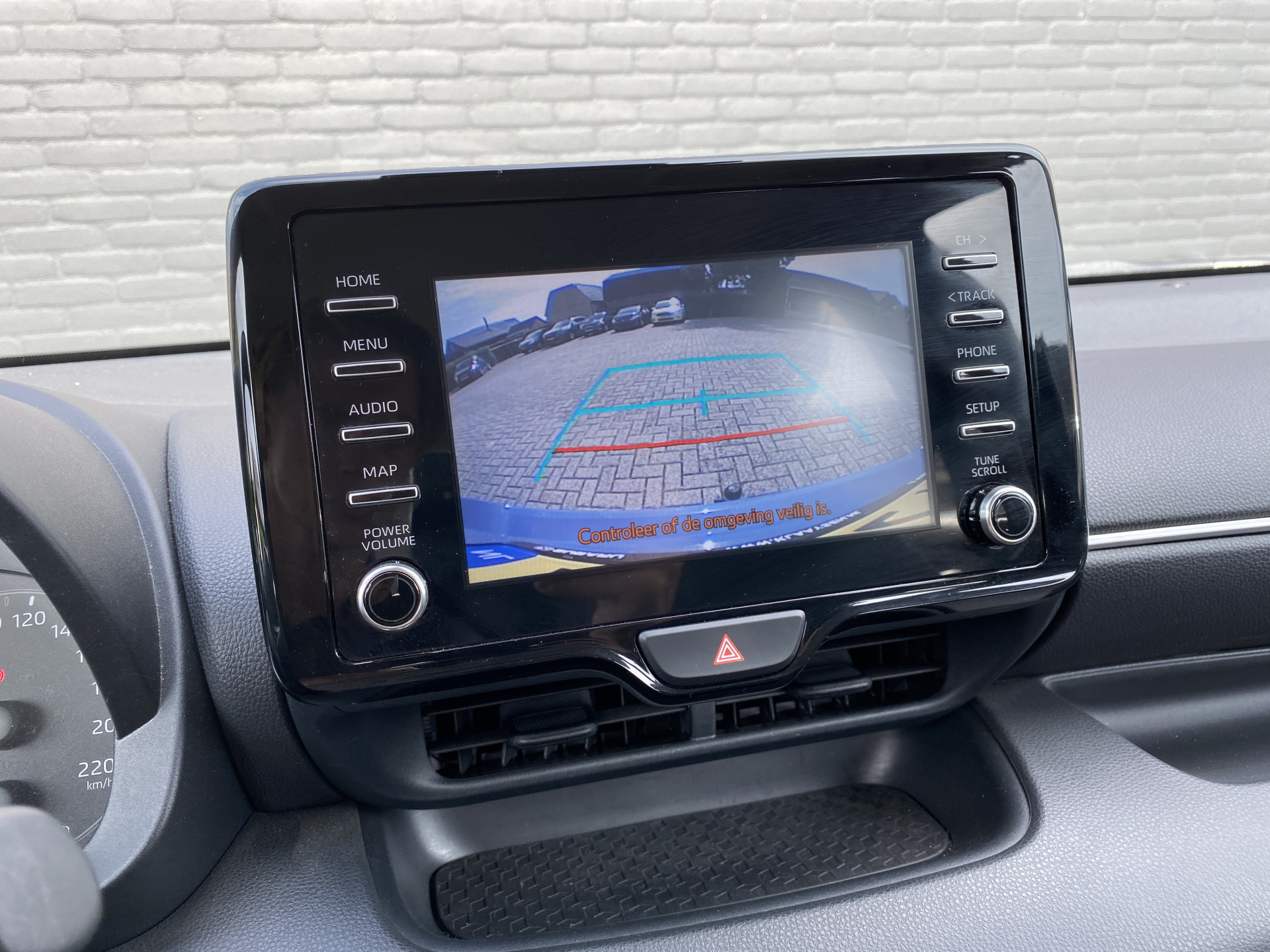 Toyota Yaris 1.0 VVT-i Active | 1e eigenaar | apple carplay/android auto | trekhaak | camera | adaptieve cruise | BTW