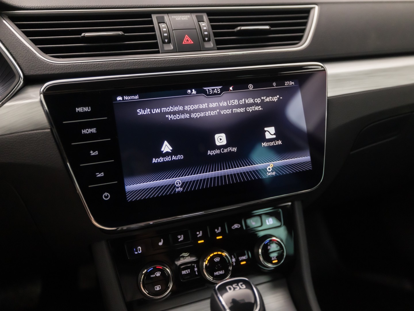 Škoda Superb Combi 1.4 TSI iV Sport 218Pk Automaat (VIRTUAL COCKPIT, APPLE CARPLAY, GROOT NAVI, MEMORY SEAT, LEDER/ALCANTARA, CAMERA, STOELVERWARMING, ADAPTIVE CRUISE, ELEK ACHTERKLEP, NIEUWSTAAT)