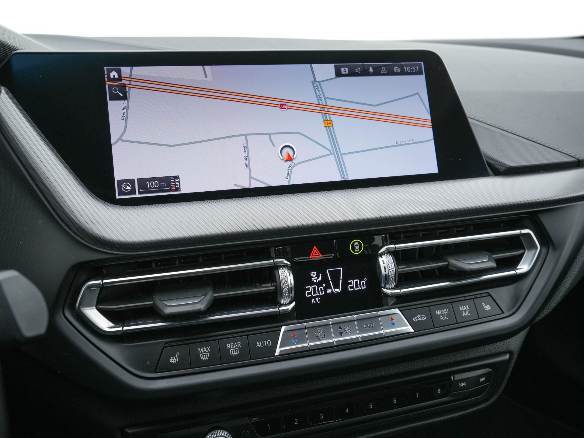 BMW 1-serie 116d Executive Edition Sport-Line (INCL-BTW) *DIGI-COCKPIT | FULL-LED | NAVI-FULLMAP | LEATHER-MICROFIBRE | AMBIENT-LIGHT | CARPLAY | CRUISE | KEYLESS | HEATED-SPORTSEATS | PRIVACY-GLASS | DAB | ECC | PDC | 17"ALU*