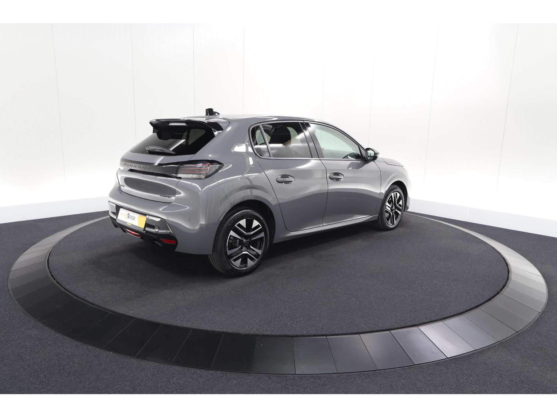 Peugeot 208 1.2 Hybrid 110 e-DCS6 Allure | Apple Carplay | Parkeersensoren Voor + Achter | Climate Control