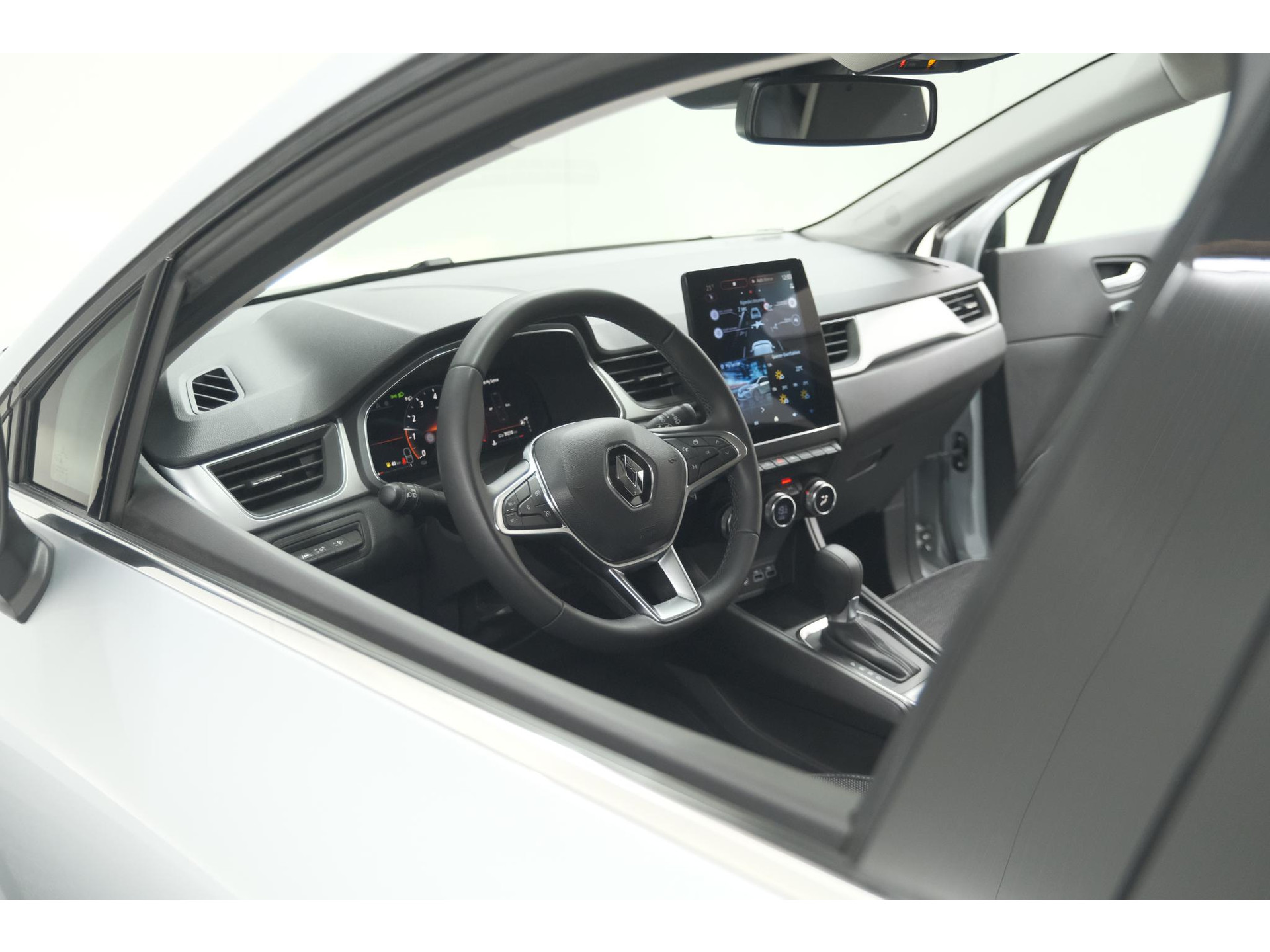 Renault Captur Mild Hybrid 140 EDC Techno | Camera | 9.3 Inch Groot Scherm | Stoelverwarming | Apple Carplay