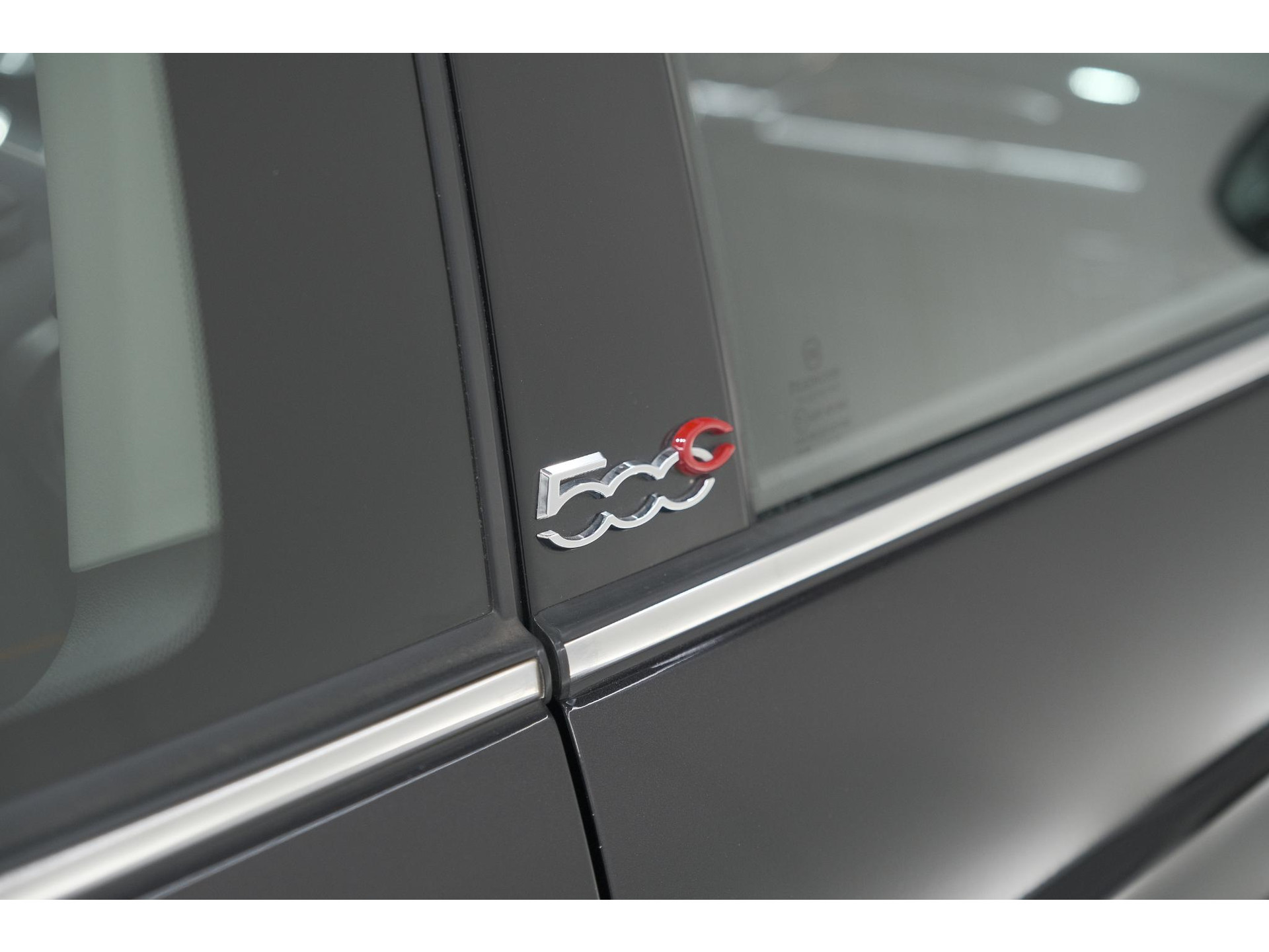 Fiat 500 C TwinAir Turbo Lounge | Parkeersensoren | Climate control | Cruise control | Apple Carplay