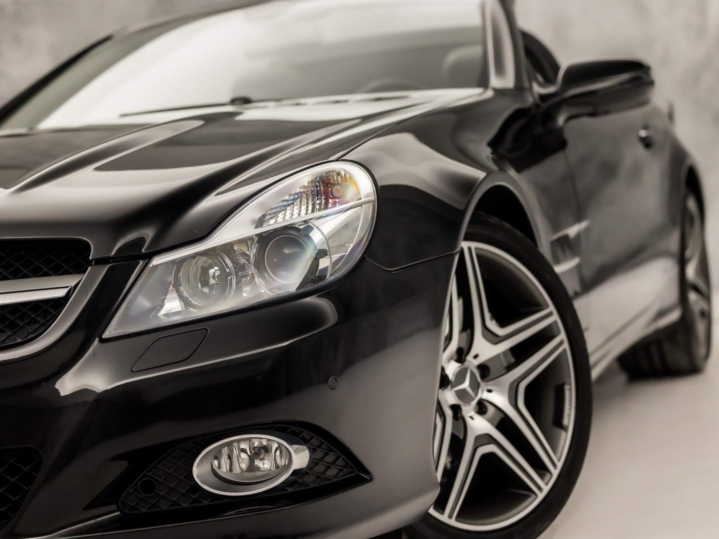 Mercedes-Benz SL-Klasse 280 AMG Sport 232Pk Automaat (NAVIGATIE, ORG. NL, LEDER, MEMORY SEATS, STOELVERWARMING, CRUISE, XENON, NIEUWE APK, NIEUWSTAAT)