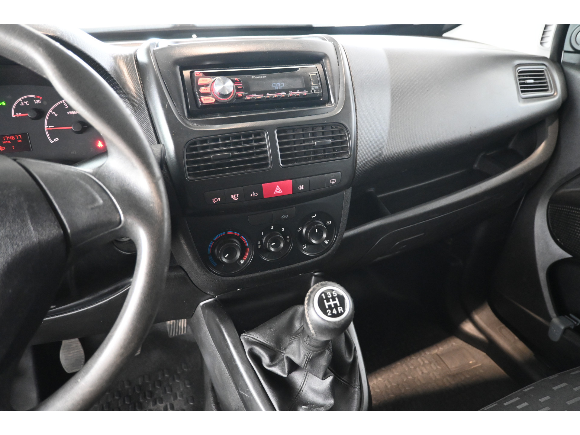 Opel Combo 1.3 CDTi L1H1 ecoFLEX Selection Elektrisch Pakket! Trekhaak  Inruil Mogelijk!