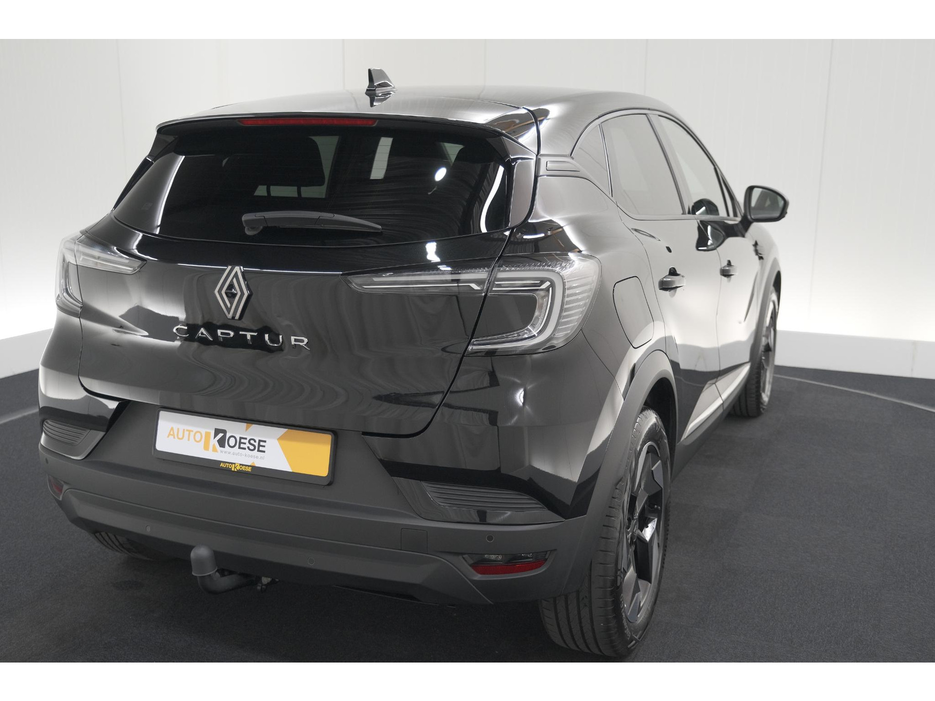 Renault Captur 1.3 mild hybrid 160 techno | Trekhaak | Pack Winter | Camera | Adaptieve Cruise