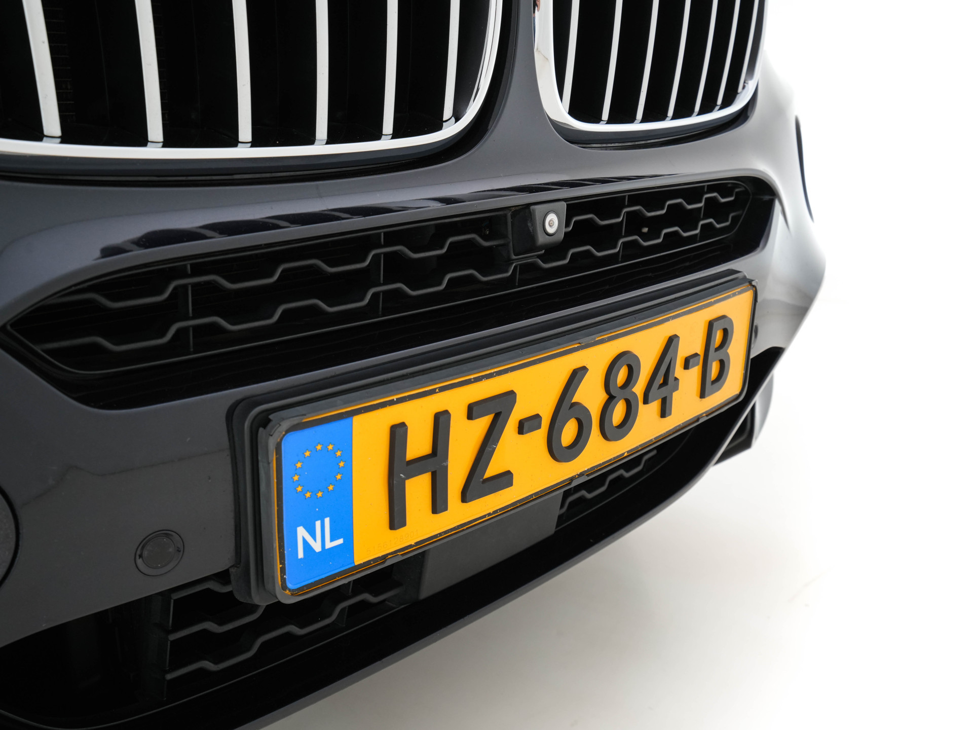 BMW X6 xDrive50i High-Executive M-Sportpack Aut. *PANO | HEAD-UP | TWO-COLOUR-LUXURYLEATHER | FULL-LED | MEMORY-PACK | HARMAN/KARDON-SOUNDSYSTEM |  | BLIND-SPOT | KEYLESS | CAMERA | COMFORT-SEATS | SOFT-CLOSE | 20''ALU*