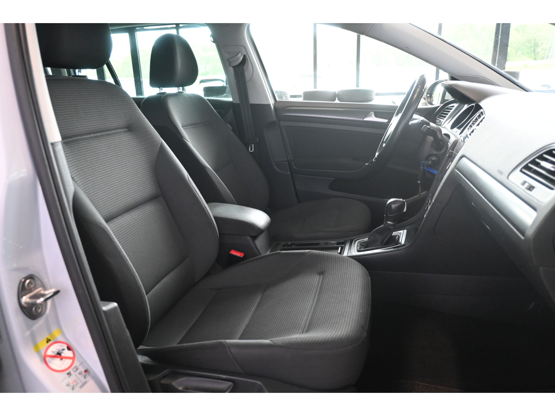 Volkswagen Golf Variant 1.0 TSI Comfortline Carplay Cruise control LED Clima Navigatie 1e Eigenaar PDC Inruil Mogelijk!