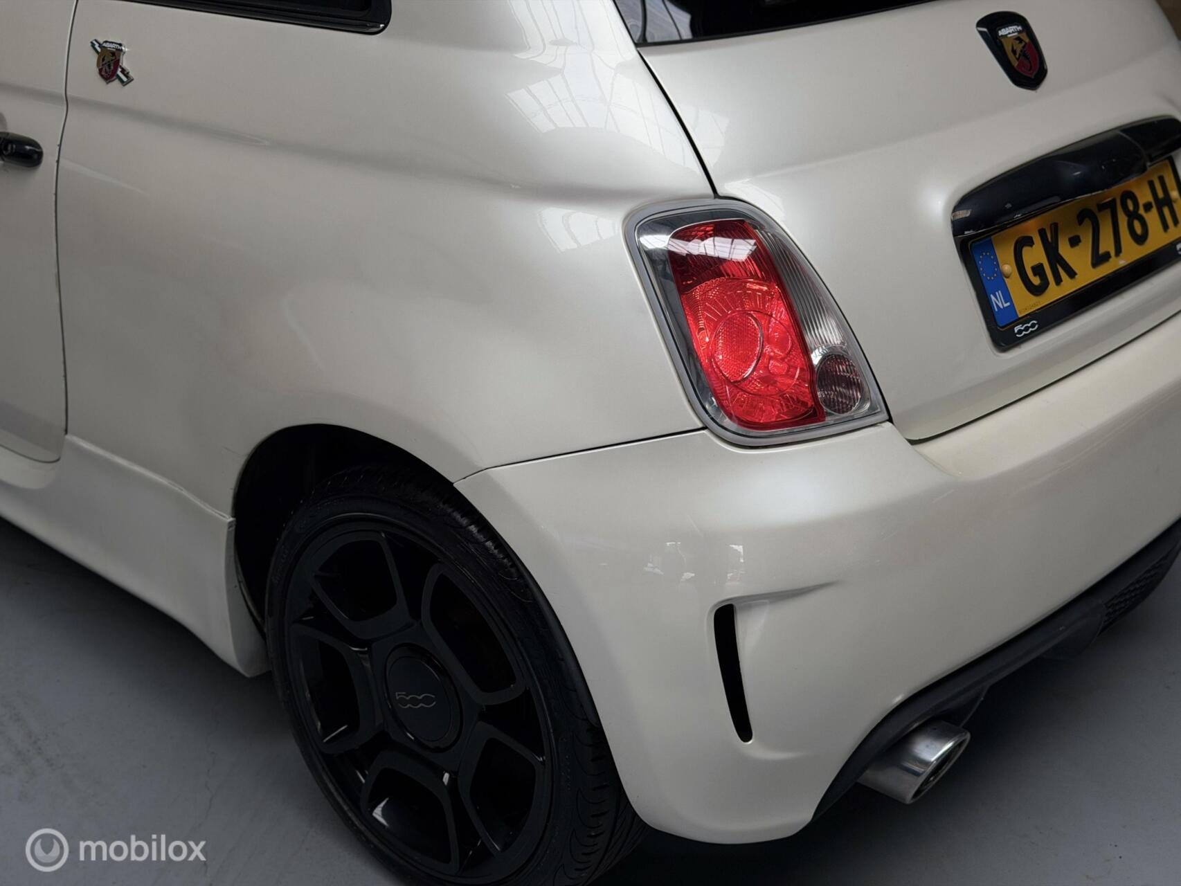 Fiat 500 1.2 Lounge|Automaat|Panodak|Leder|CarPlay|Abarth Look