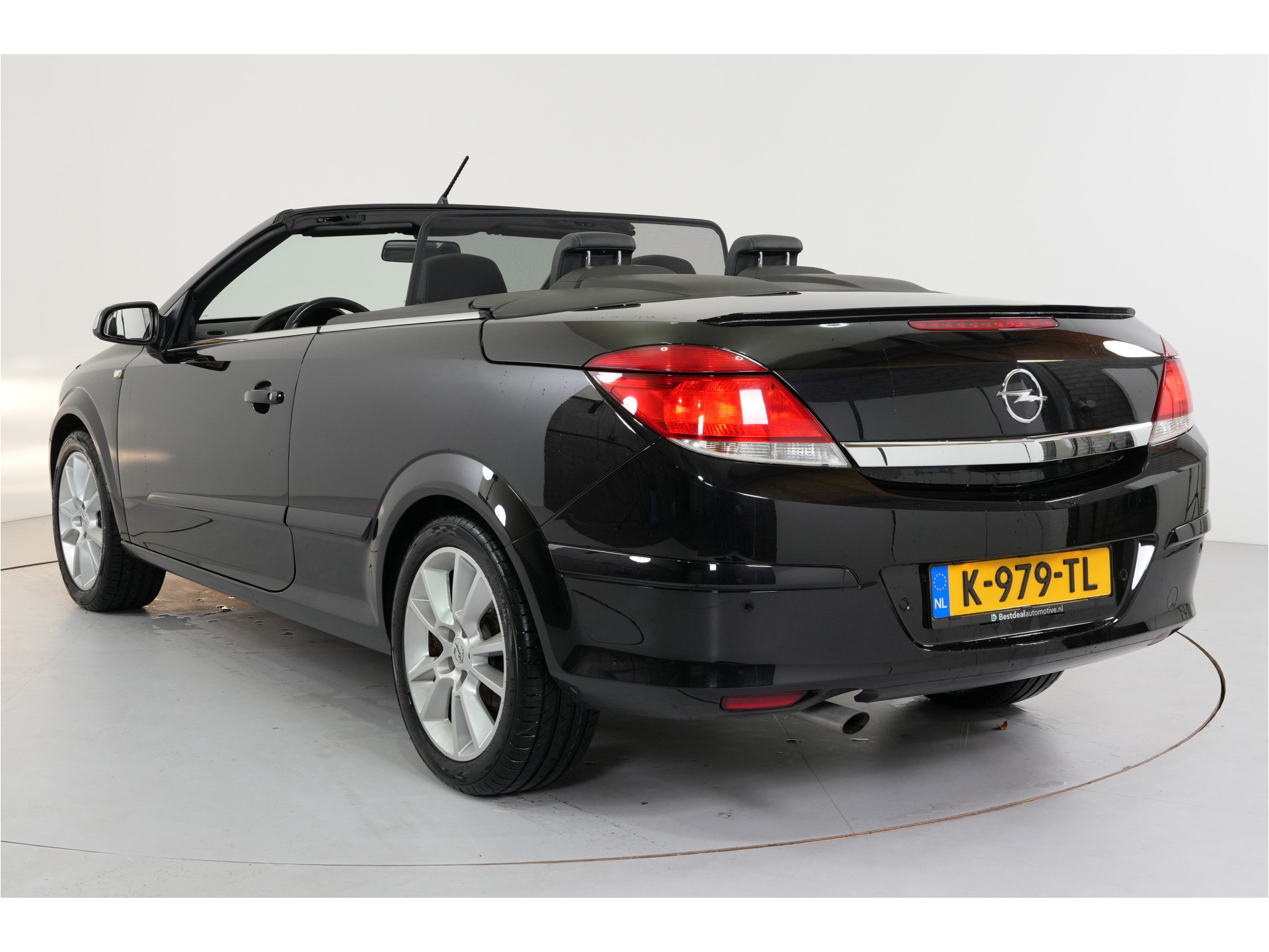 Opel Astra TwinTop 1.8 Enjoy | Climate | Cruise | PDC |