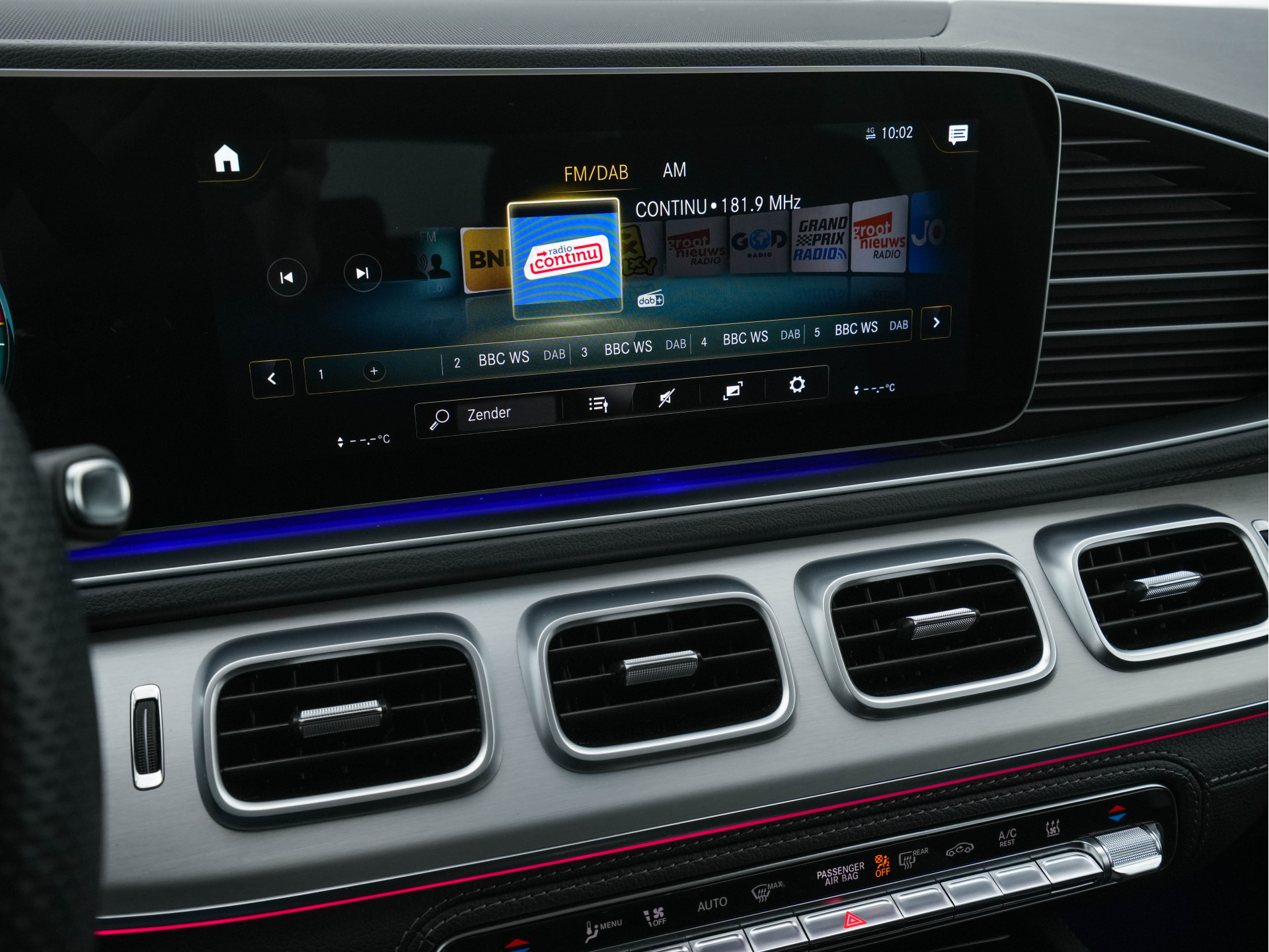 Mercedes-Benz GLE-klasse 350 de 4MATIC AMG-Line Premium (Plug-in) (INCL-BTW) *LEATHER | BURMESTER-AUDIO | FULL-LED | WIDESCREEN-COCKPIT | AMBIENT-LIGHT | NAVI-FULLMAP | HEATED-SPORTSEATS | DAB | SHIFT-PADDLES | PRIVACY-GLASS | CAMERA | 20"ALU*