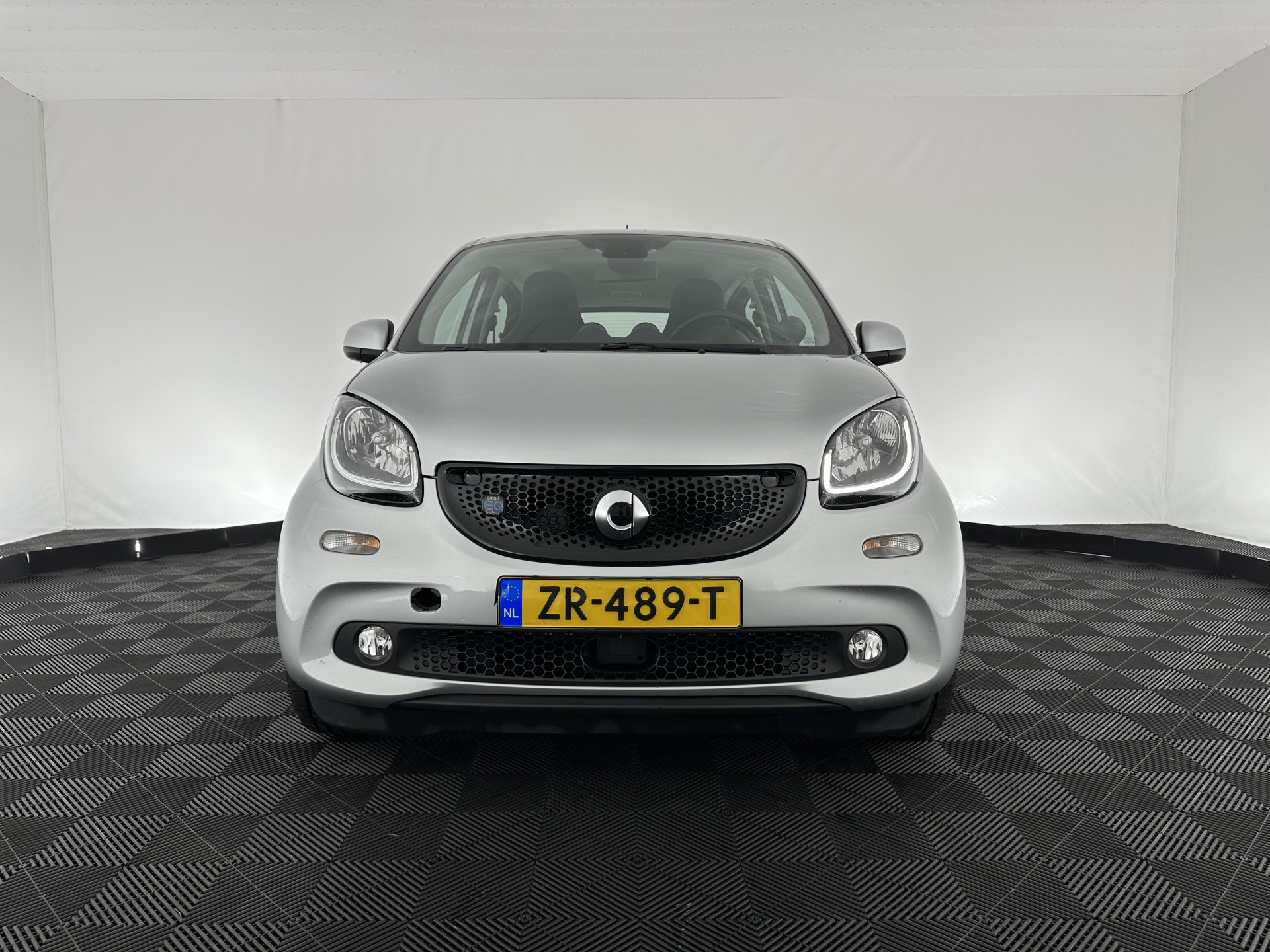 Smart forfour EQ Business Solution {SOH-87%} (INCL-BTW) Aut. *NAVI-FULLMAP | LEATHER | ECC | CRUISE | HEATED-COMFORT-SEATS | 15"ALU*