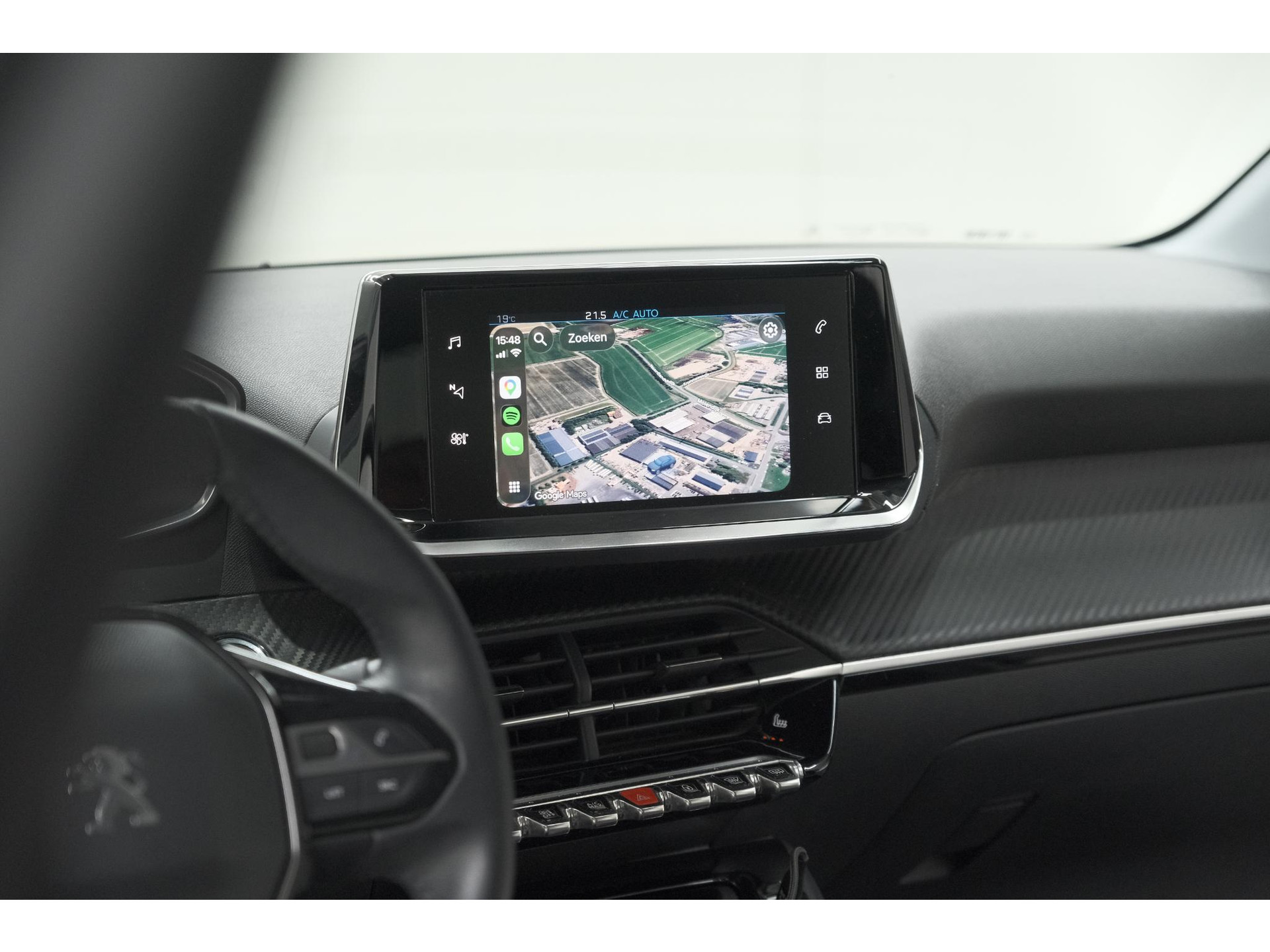 Peugeot 208 PureTech 100 Allure Pack | Parkeersensoren | Apple Carplay | Stoelverwarming