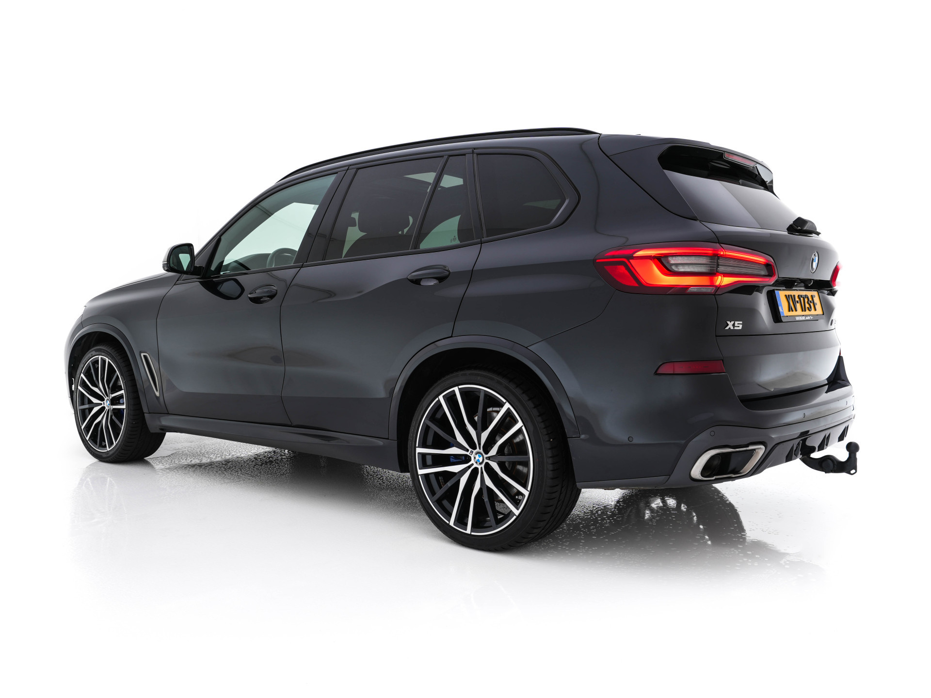 BMW X5 M50d High Executive M-Sportpack Aut. *PANO | HEAD-UP | DESIGN-LEATHER | LASER-LIGHT | TOP-VIEW | HARMAN/KARDON | MEMORY-PACK | DIGI-COCKPIT | DAB+ | HEATED-COMFORTSEATS | NAVI-FULLMAP | KEYLESS | TOWBAR | 21''ALU*