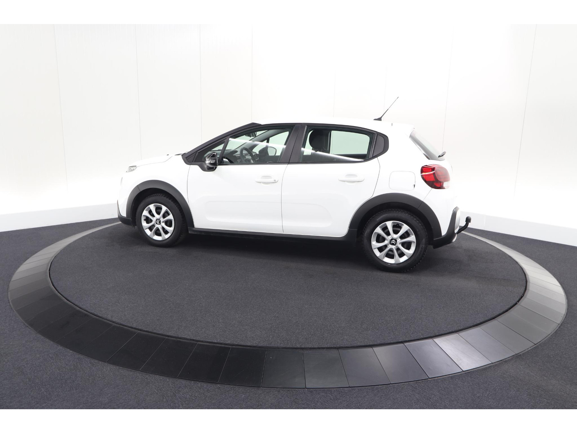 Citroen C3 PureTech 82 S&S Feel | Airco | Trekhaak | Bluetooth | Cruise Control