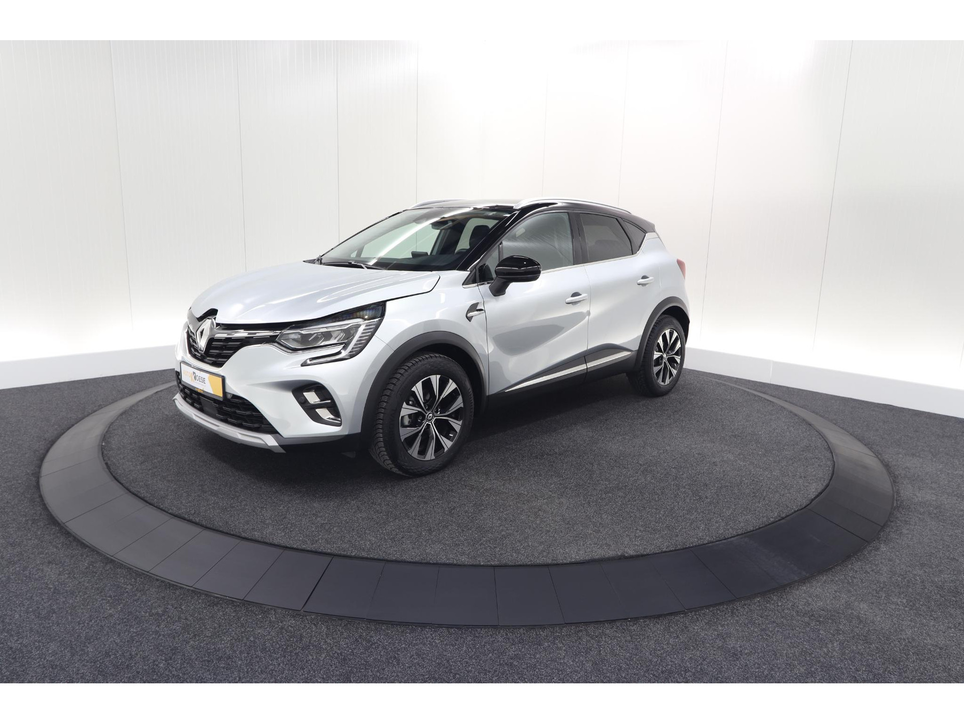 Renault Captur Mild Hybrid 140 EDC Techno | Camera | 9.3 Inch Scherm | Apple Carplay | Parkeersensoren | Allseason Banden | Stoelverwarming