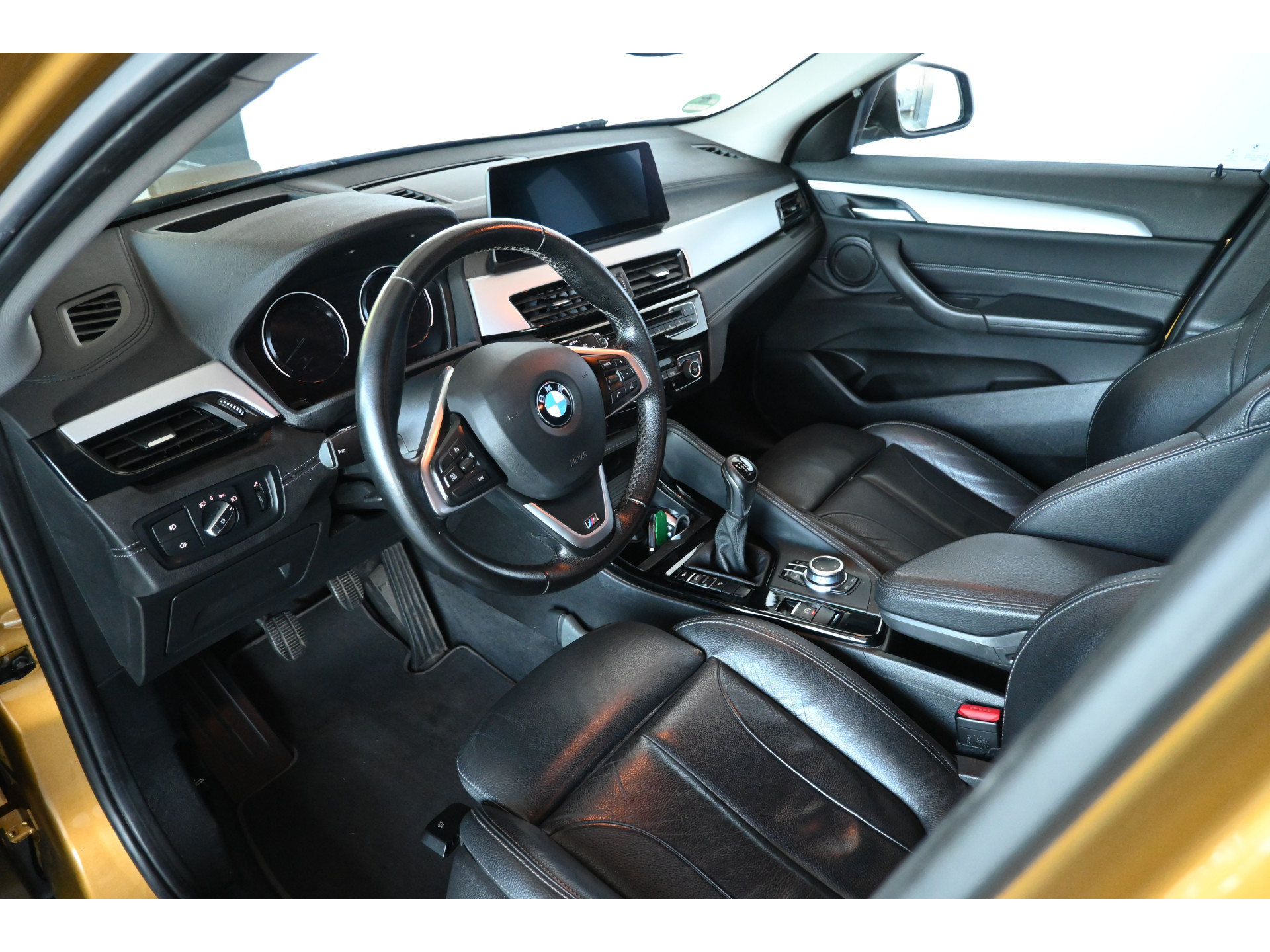 BMW X2 sDrive16d High Executive M-Sport Edition Clima Navigatie Head-Up Rijklaarprijs Inruil Mogelijk!