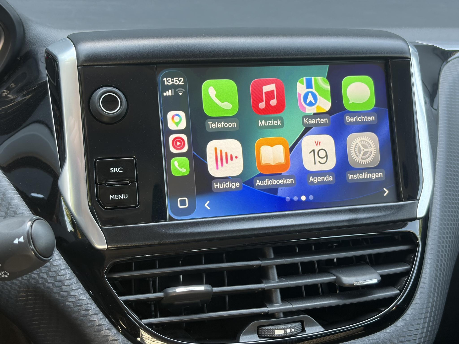 Peugeot 208 1.2 PureTech Allure 1e Eigenaar,D-riem vv in 2023,Afn.Trekhaak,Dealer Onderhouden,Carplay,Navi,Clima,Cruise,Lm velgen,110pk,N.A.P,Pdc,Apk tot 07-2027
