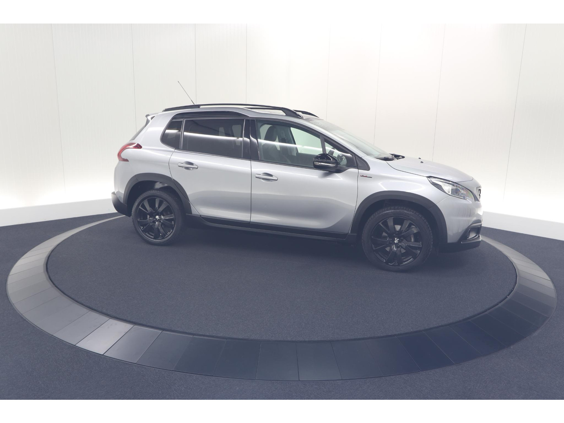 Peugeot 2008 PureTech 110 EAT6 GT | Trekhaak | Camera | Panoramadak | Apple Carplay