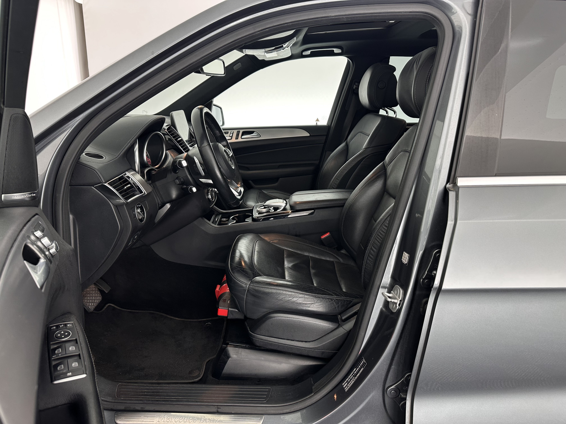 Mercedes-Benz GLS 350 d 4MATIC AMG-Line [ 7-Pers ] *PANO | LEATHER | FULL-LED | DISTRONIC | NAVI-FULLMAP | HEAT/COLD-COMFORTSEATS | BLINDSPOT | MEMORY-PACK | HARMAN/KARDON | TOPVIEW | KEYLESS | SHIFTPADDLES | PRIVACY-GLASS | TOWBAR | 21''ALU*