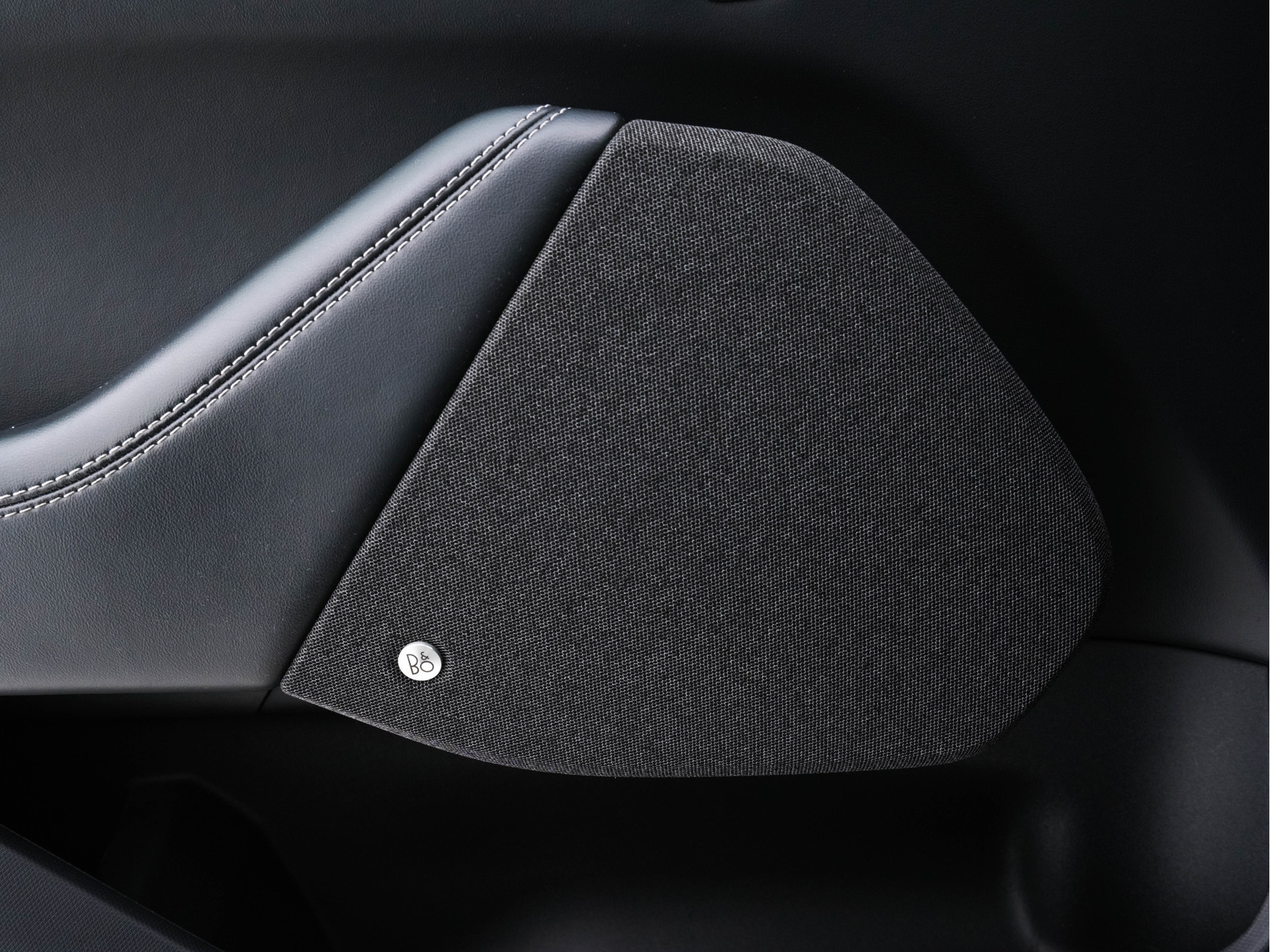 Ford Mustang Mach-E RWD 75 kWh (3-Fase-11 kW) {SOH-90%} (INCL-BTW) Aut.*LEATHER | FULL-LED | DAB | DIGI-COCKPIT | KEYLESS | NAVI-FULLMAP | CARPLAY | HEATED-COMFORTSEATS | TOPVIEW |  ADAPTIVE-CRUISE | PRIVACY-GLASS | 18'' ALU*