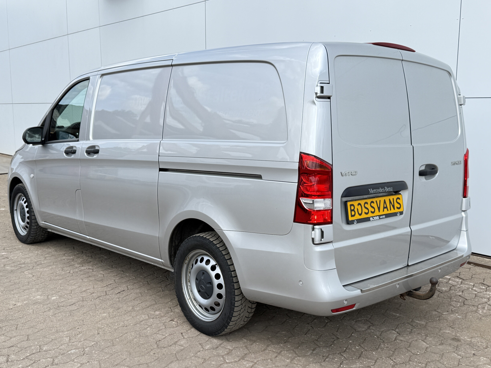 Mercedes-Benz Vito 119 1.9 CDI L2 190pk Automaat LE0 Dubbele Schuif Cruise Control Climate Control Trekhaak Carplay Camera Parkeersensoren v+a