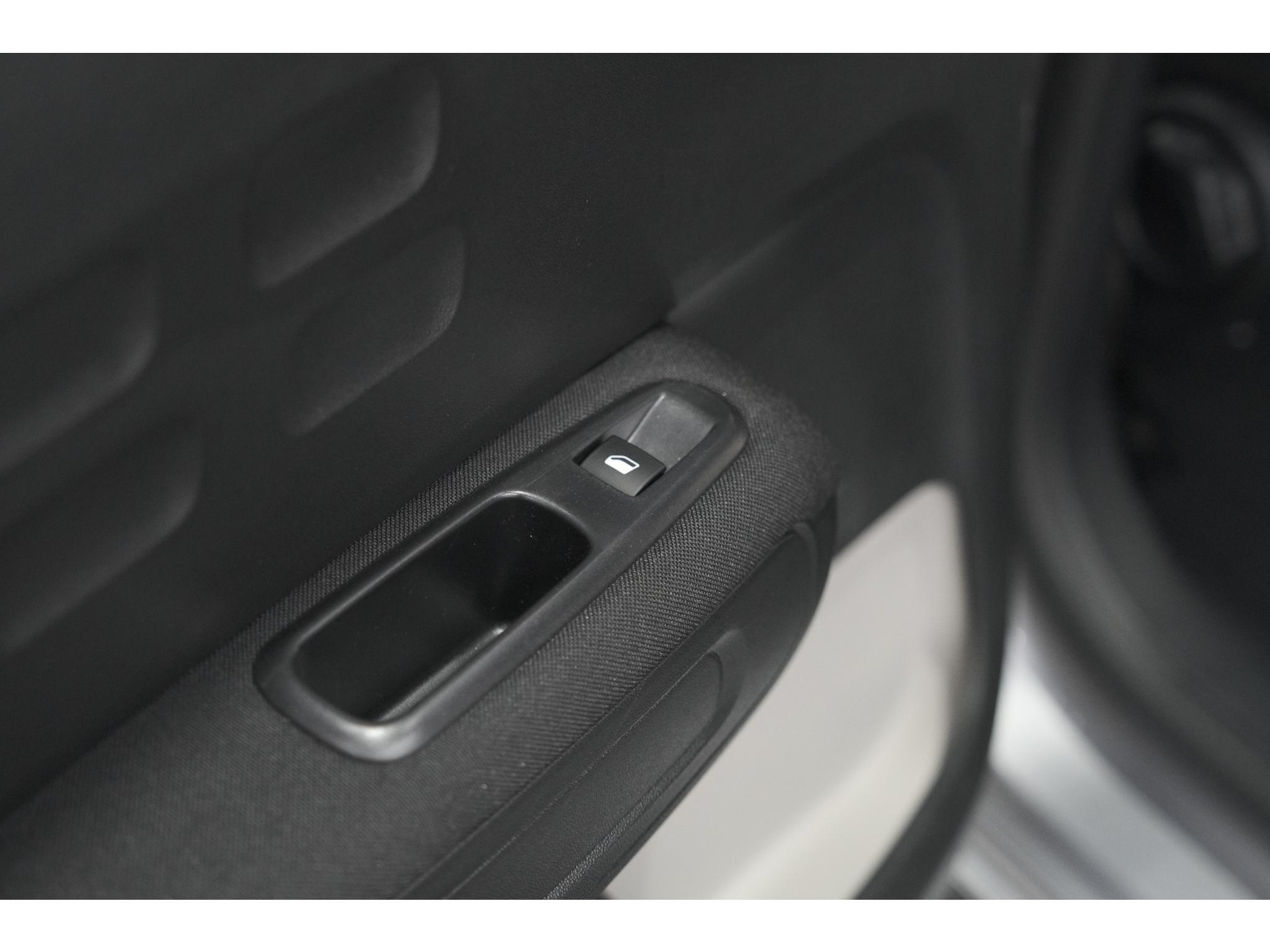 Citroen C3 PureTech 110 EAT6 Max | Camera | Parkeersensoren | Navigatie | Apple Carplay